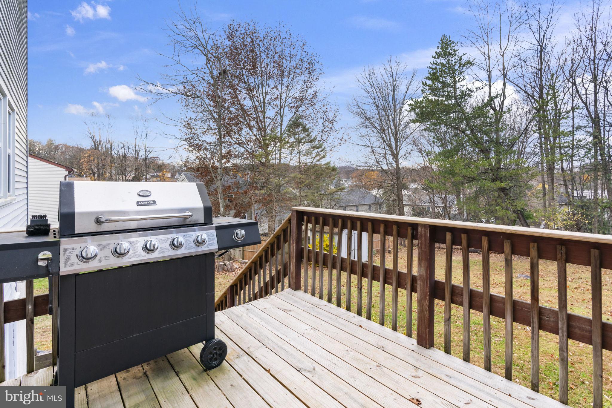 MAPLE SPRINGS - Residential