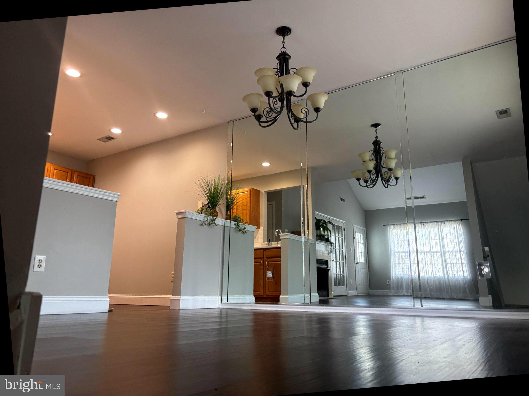 1002 SQUIRREL ROAD