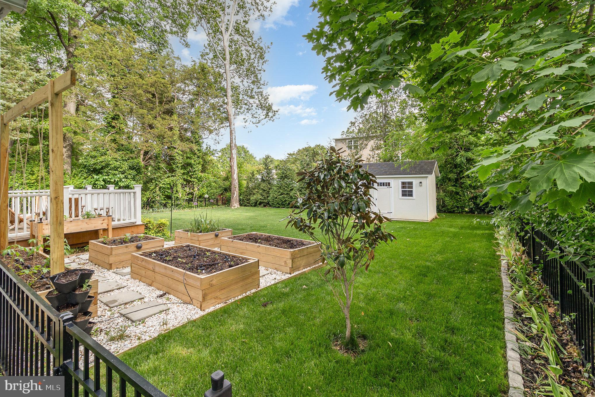 2001 SHENANDOAH ROAD