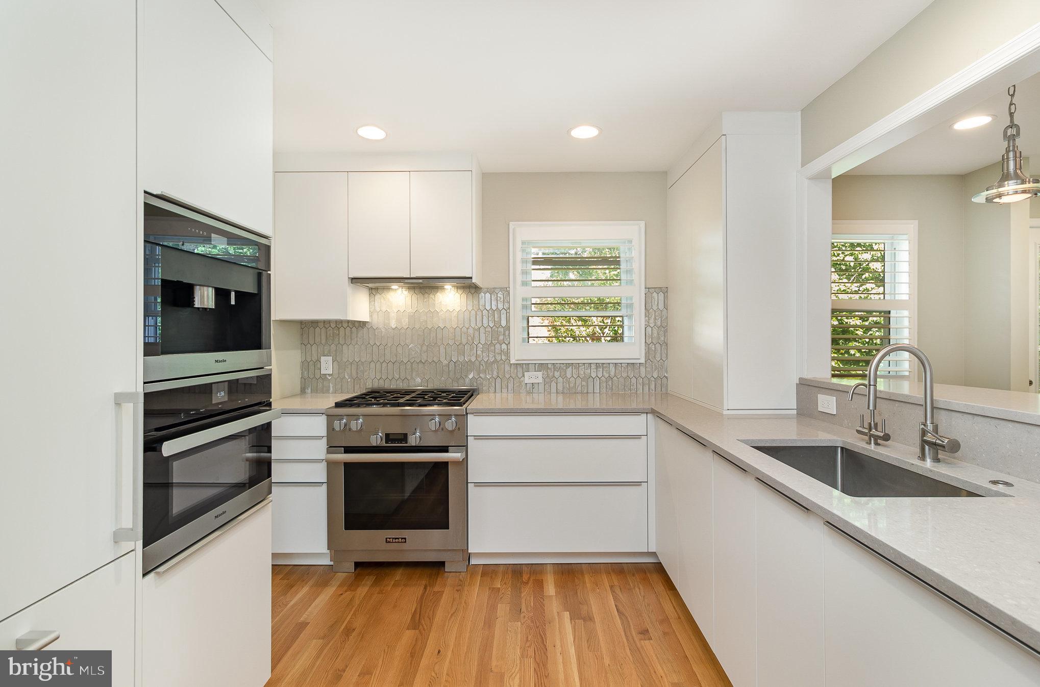 HOLLIN HALL VILLAGE - Residential