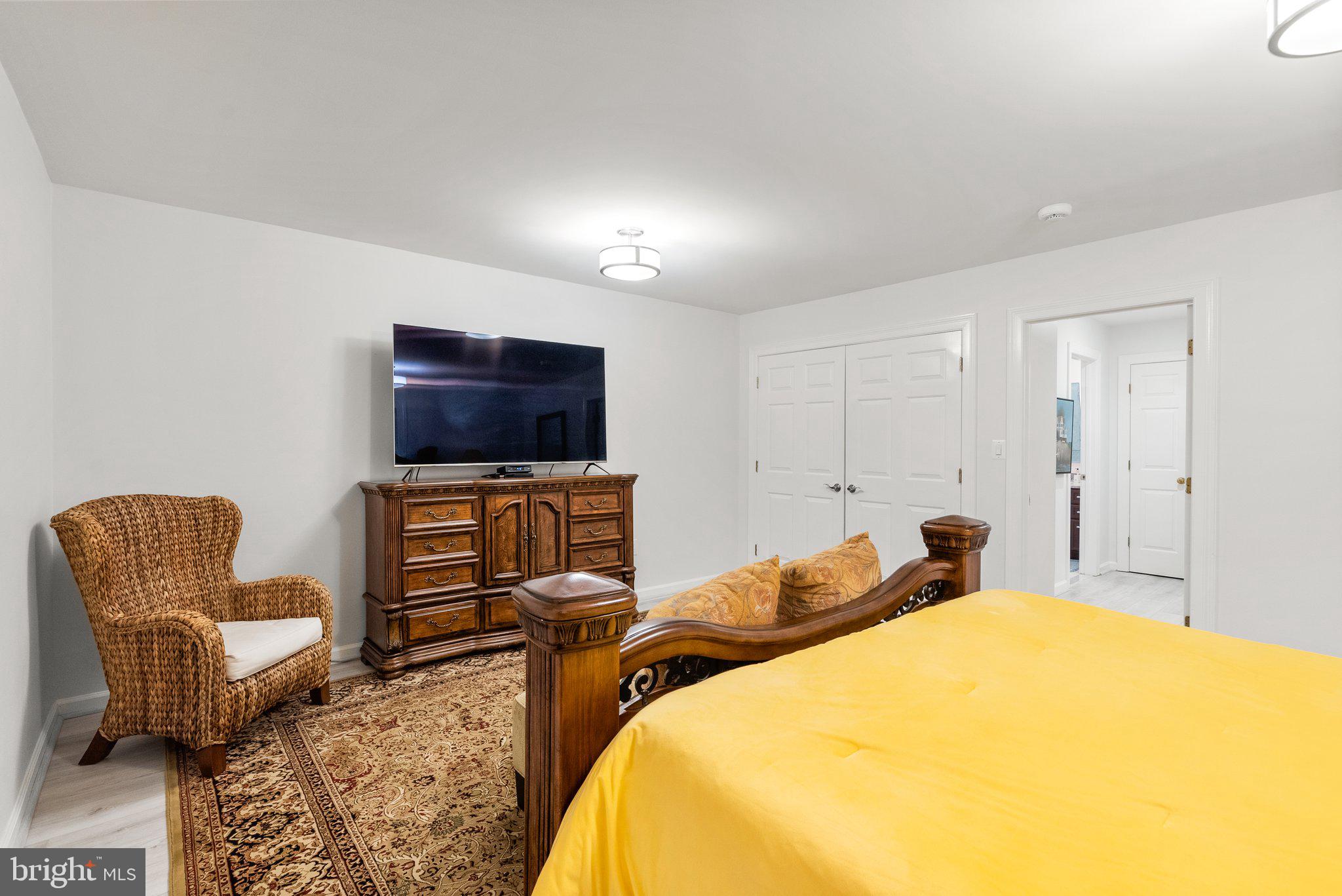 TANTALLON ON THE POTOMAC - Residential