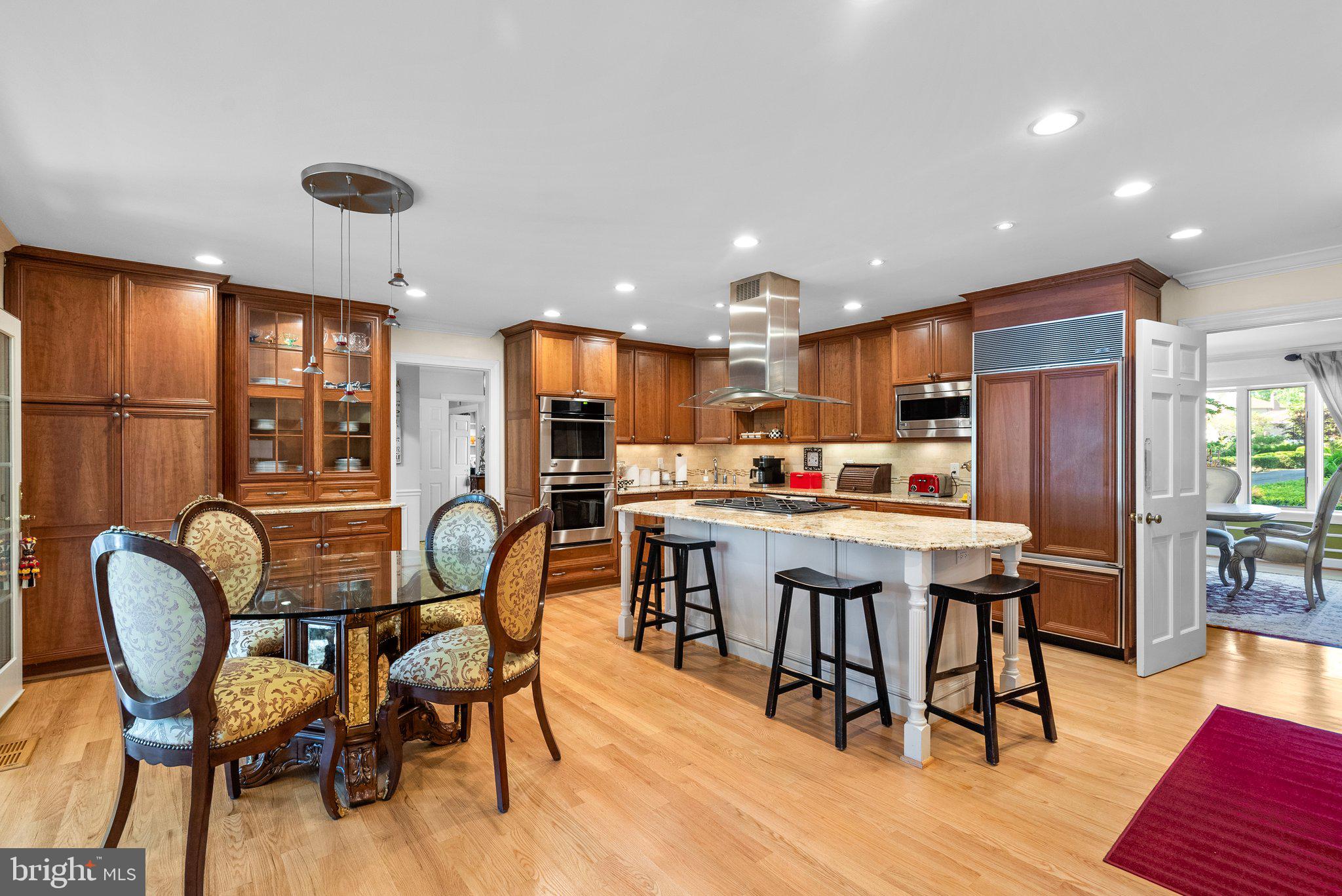 TANTALLON ON THE POTOMAC - Residential