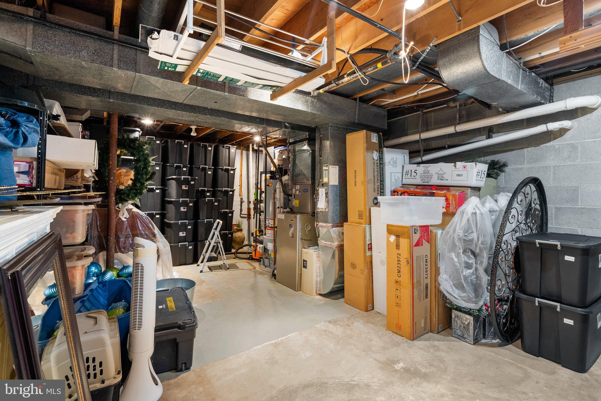 TANTALLON ON THE POTOMAC - Residential