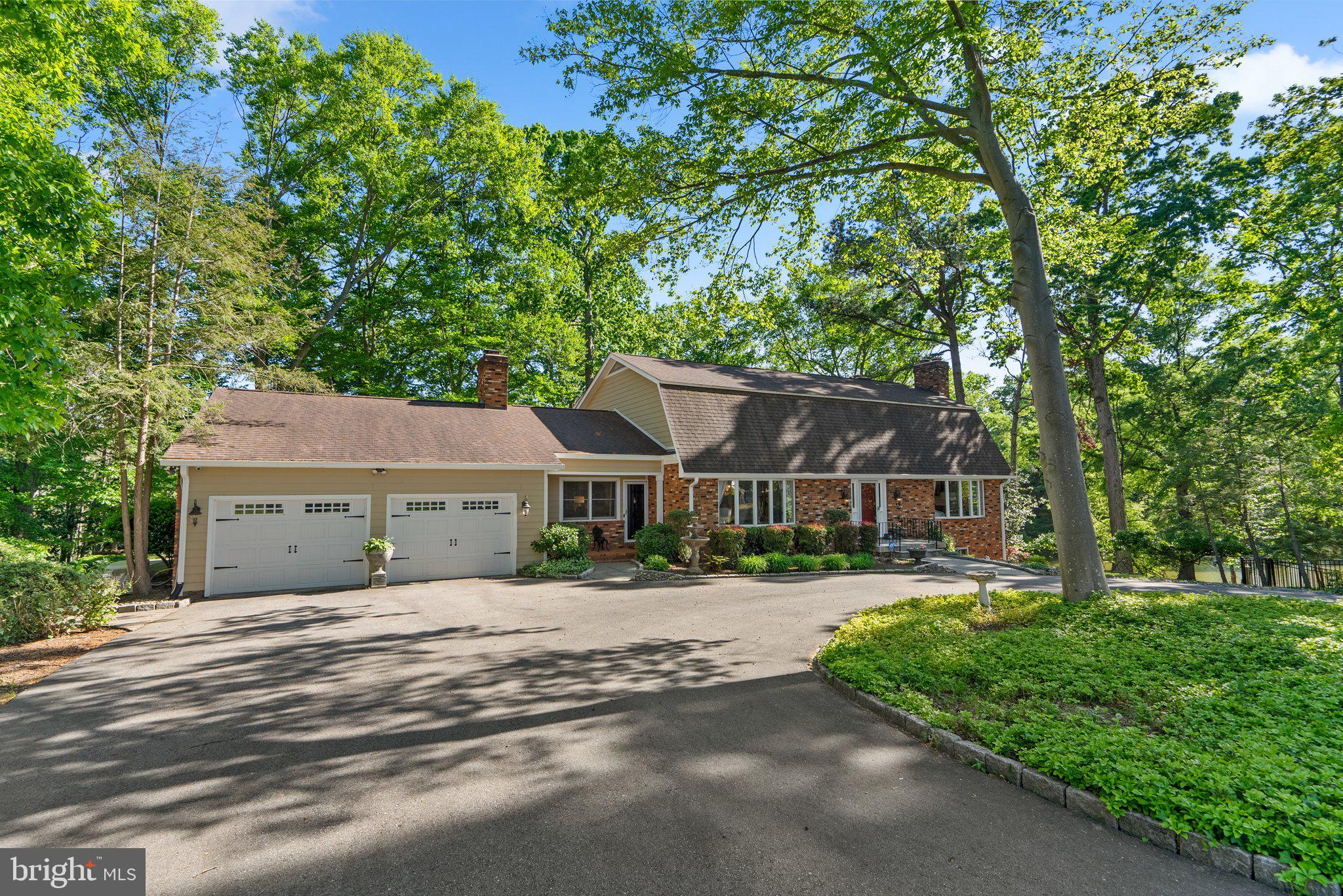 TANTALLON ON THE POTOMAC - Residential