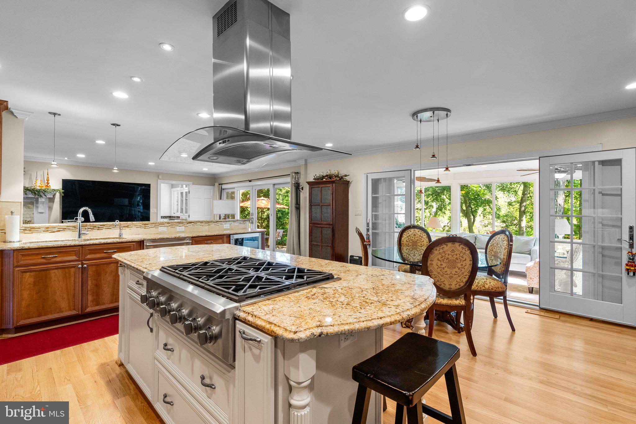 TANTALLON ON THE POTOMAC - Residential