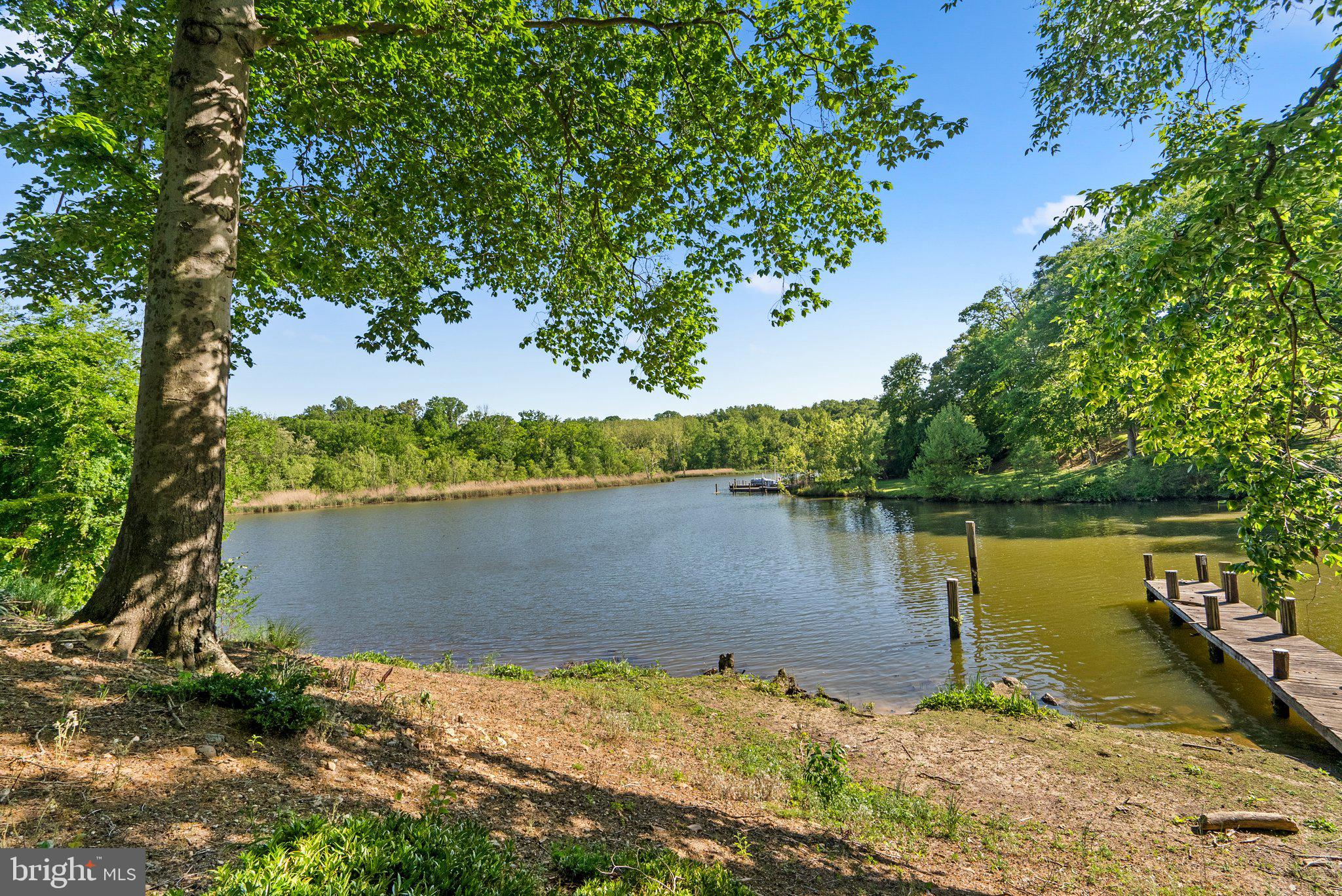 TANTALLON ON THE POTOMAC - Residential
