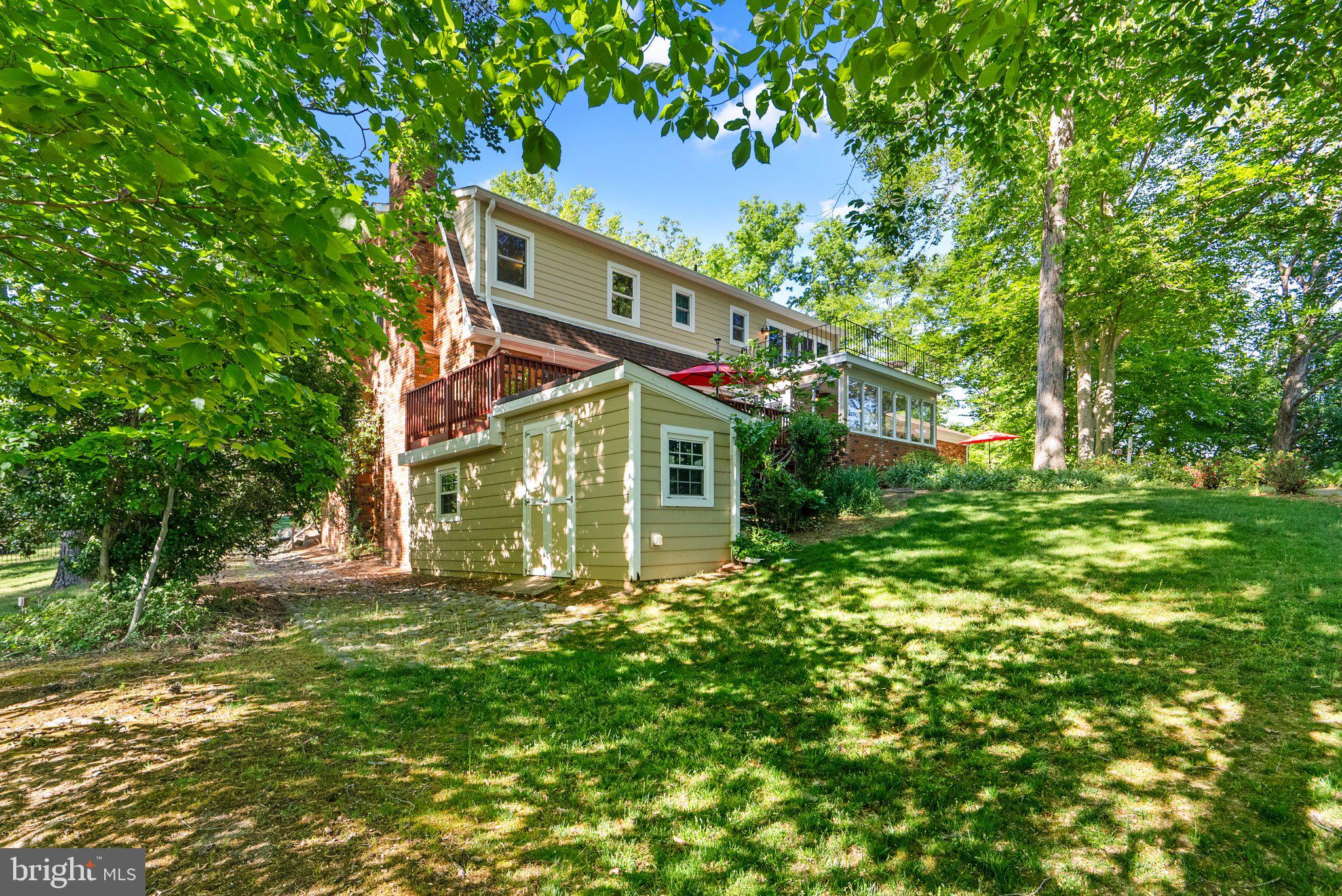 TANTALLON ON THE POTOMAC - Residential