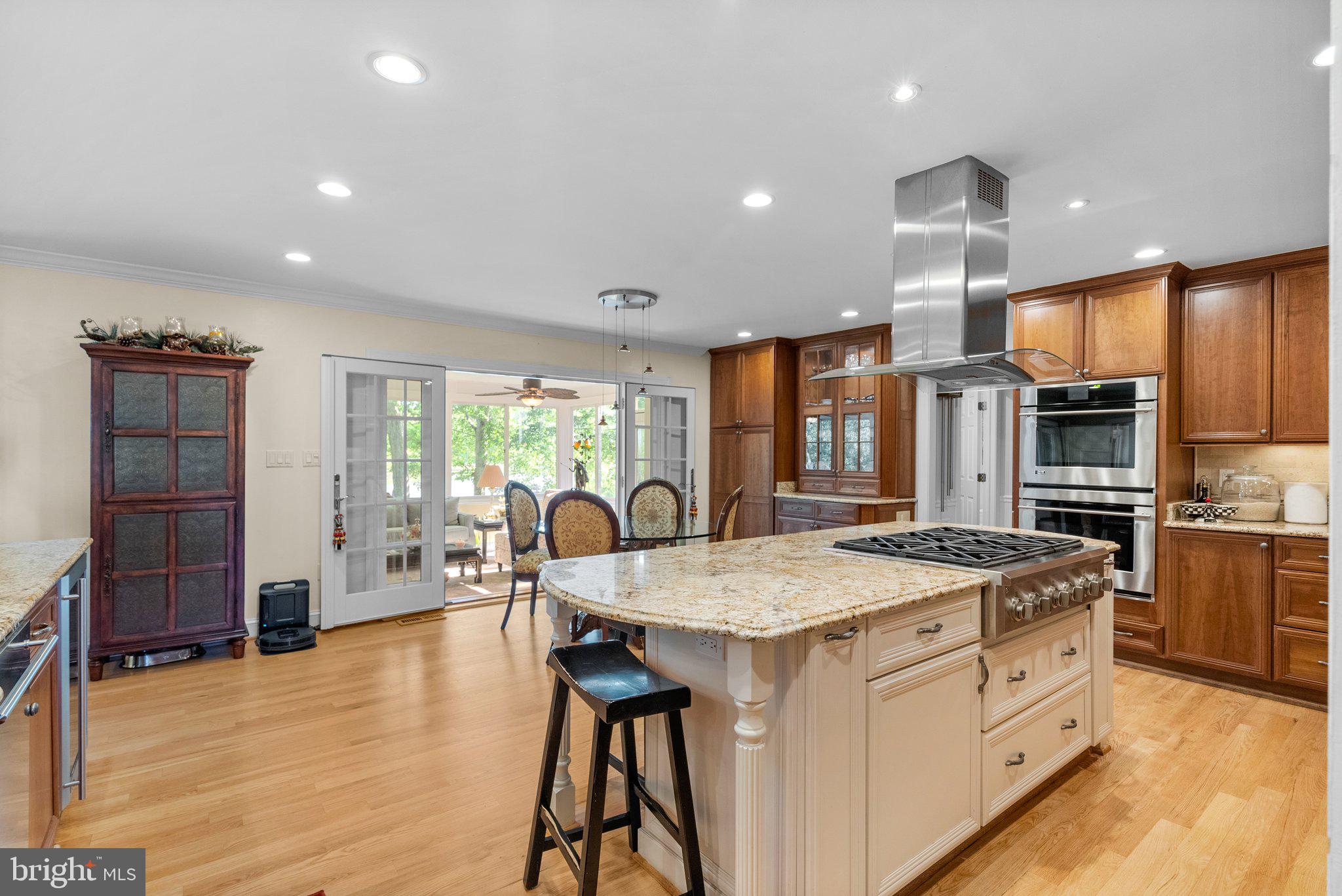 TANTALLON ON THE POTOMAC - Residential