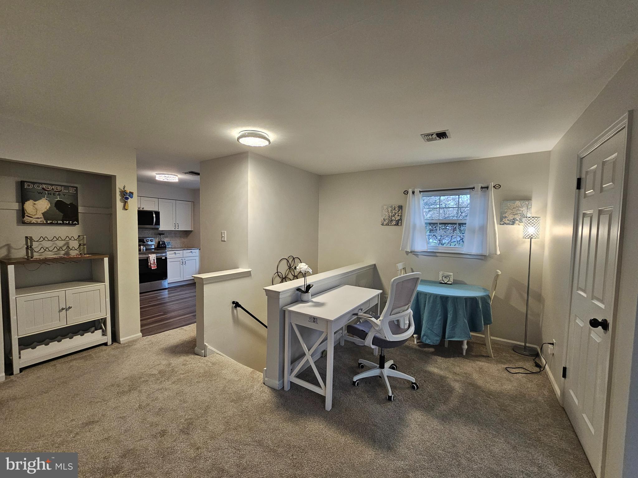 BRADFORD SQUARE - Residential Lease