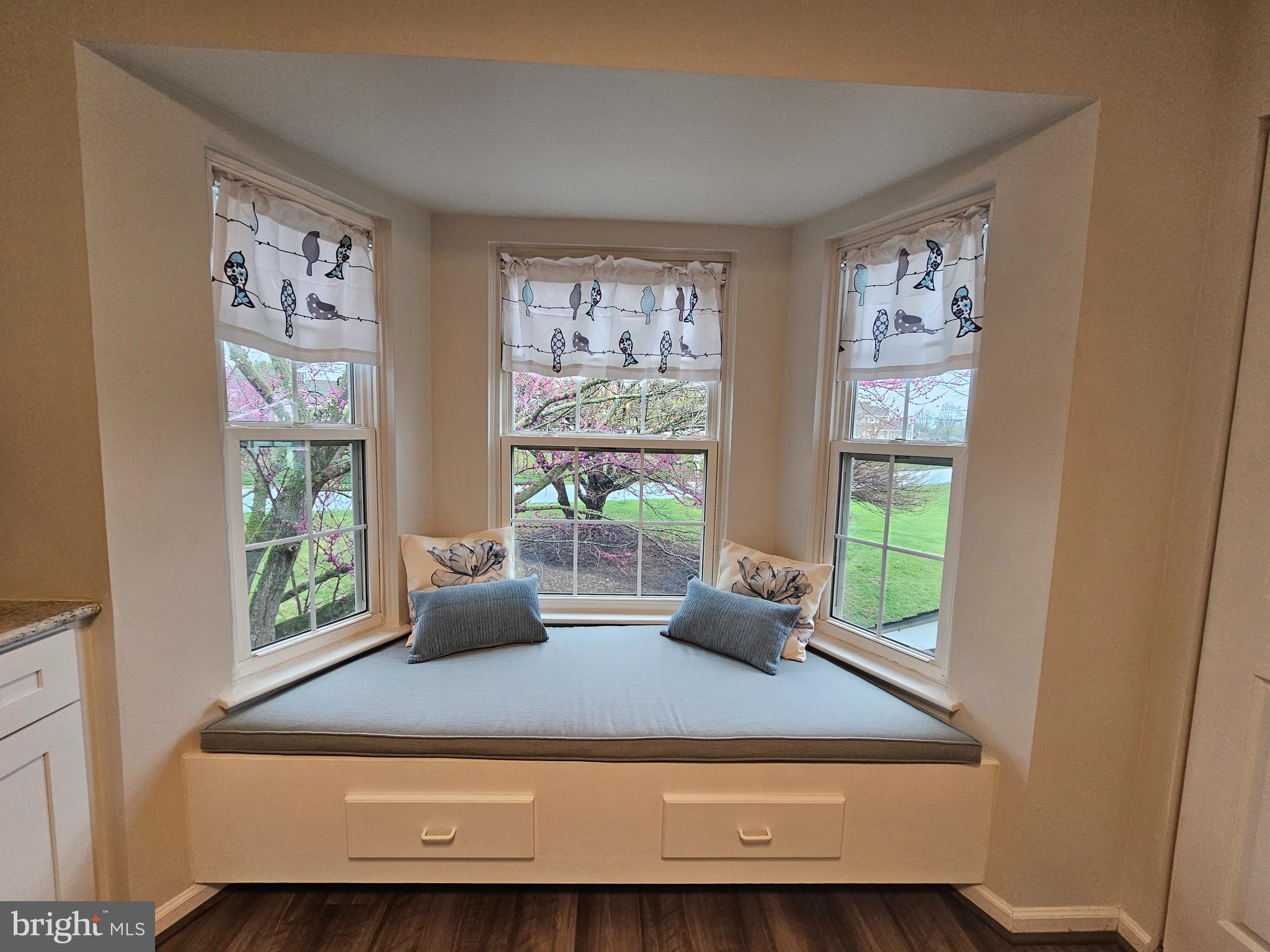 BRADFORD SQUARE - Residential Lease