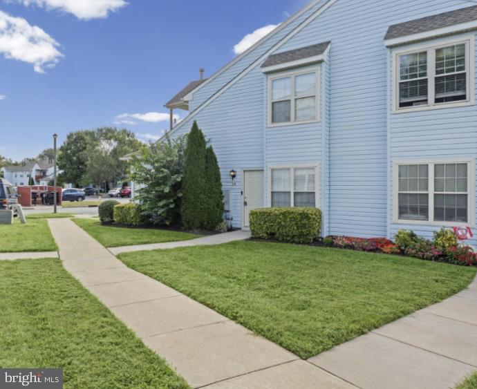 535 CASCADE COURT
