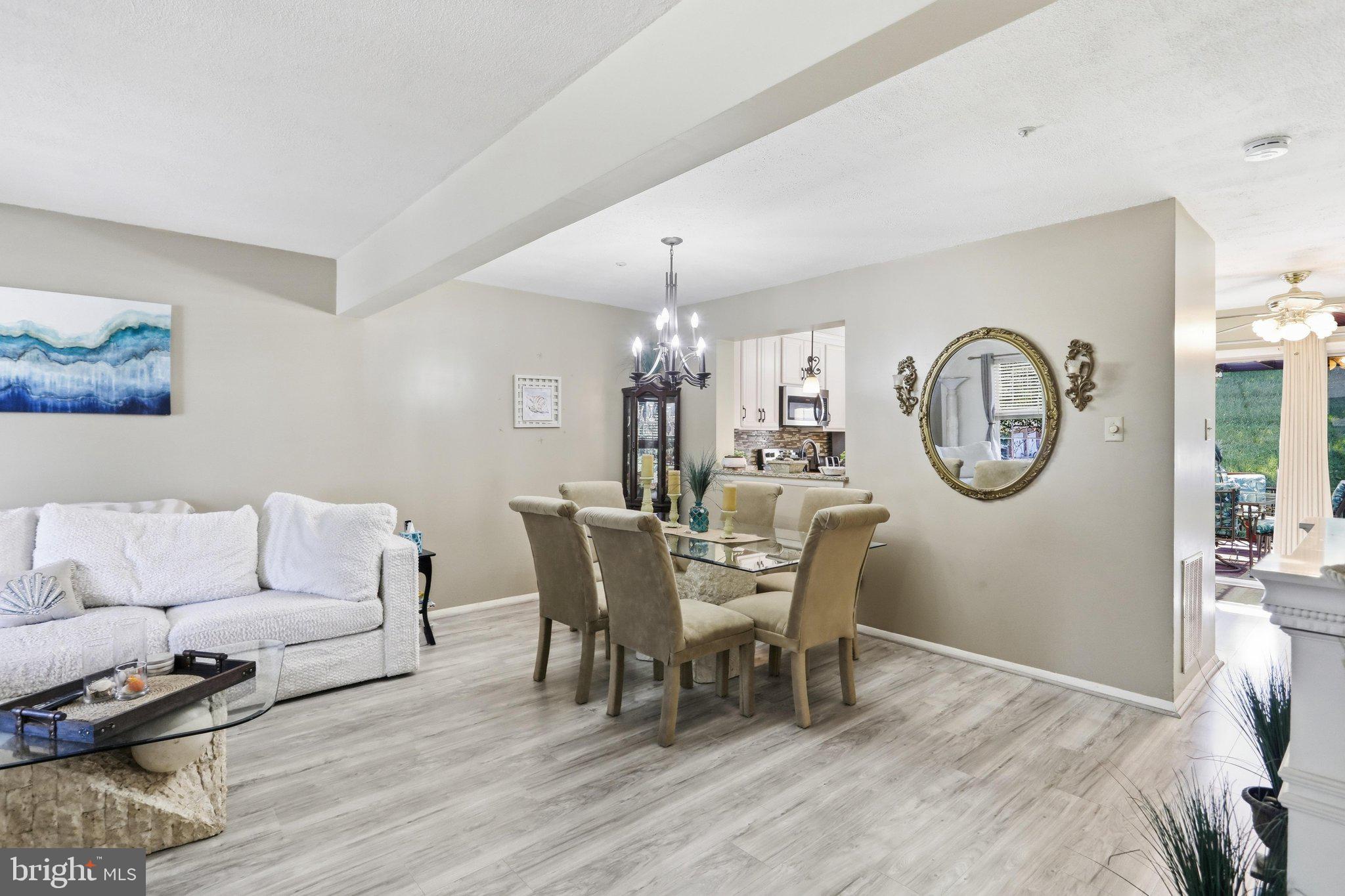 102 JASONS RIDGE