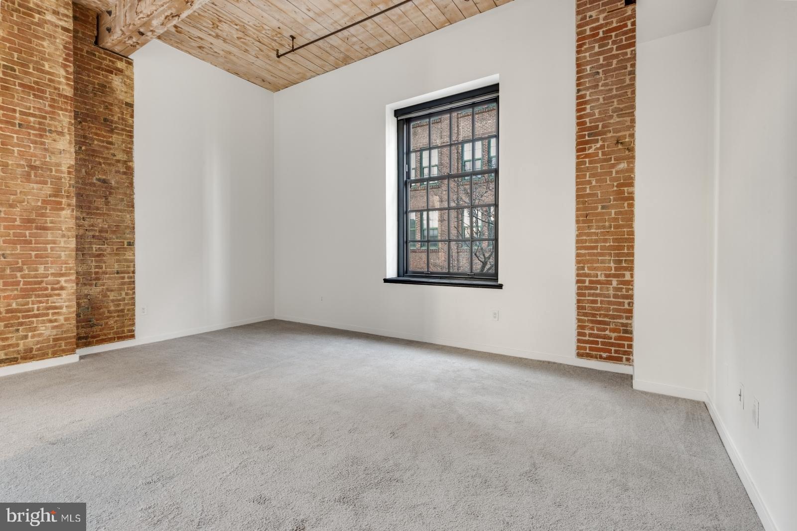 OLD CITY - Residential Lease