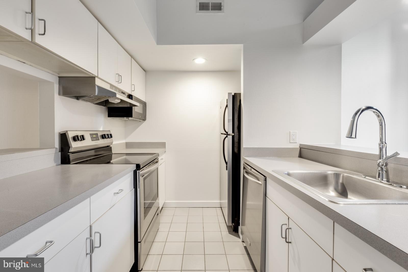 OLD CITY - Residential Lease