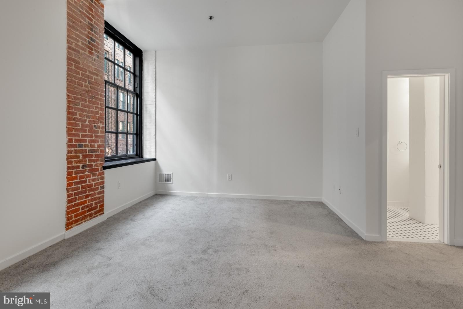 OLD CITY - Residential Lease