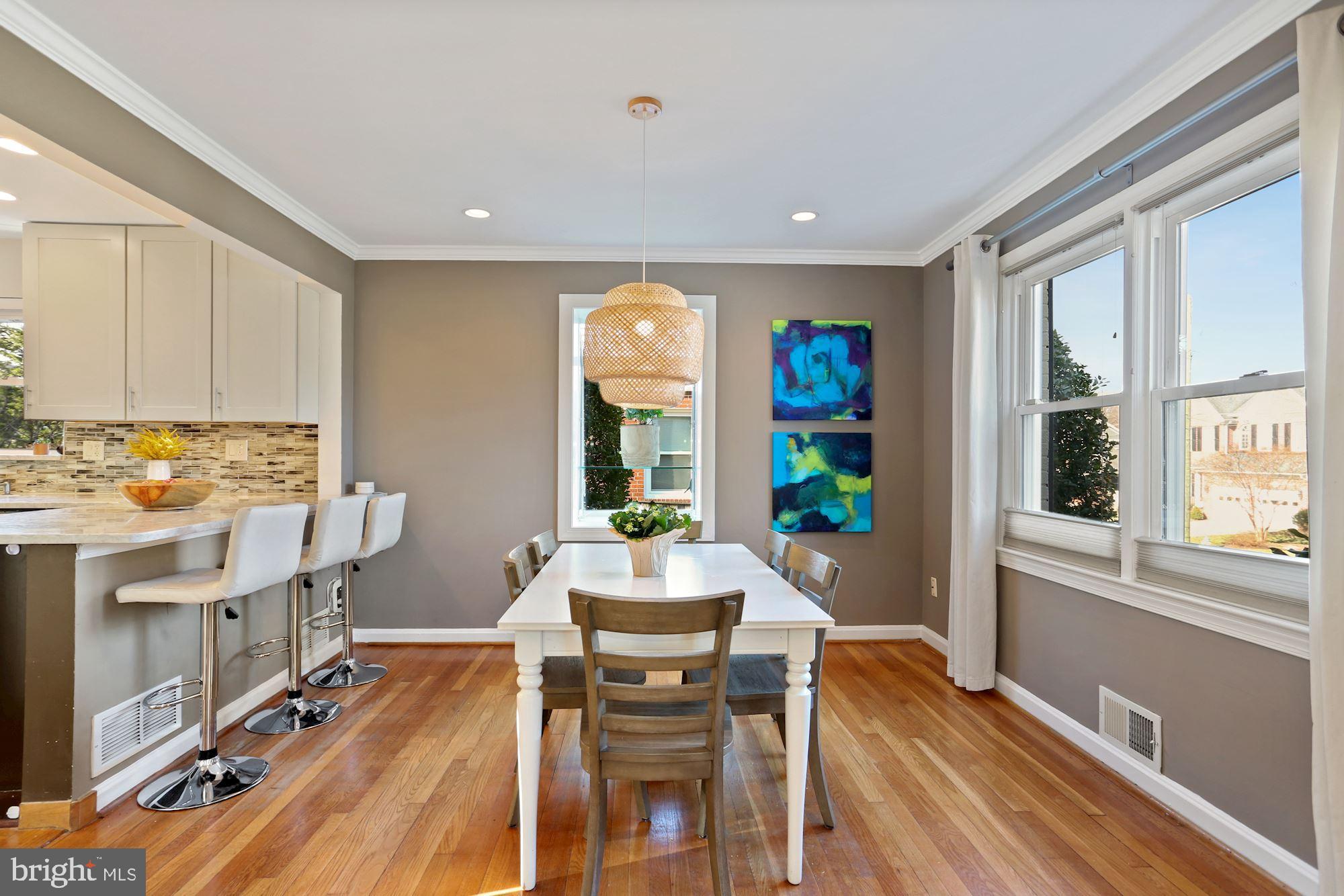 COUNTRY CLUB - Residential