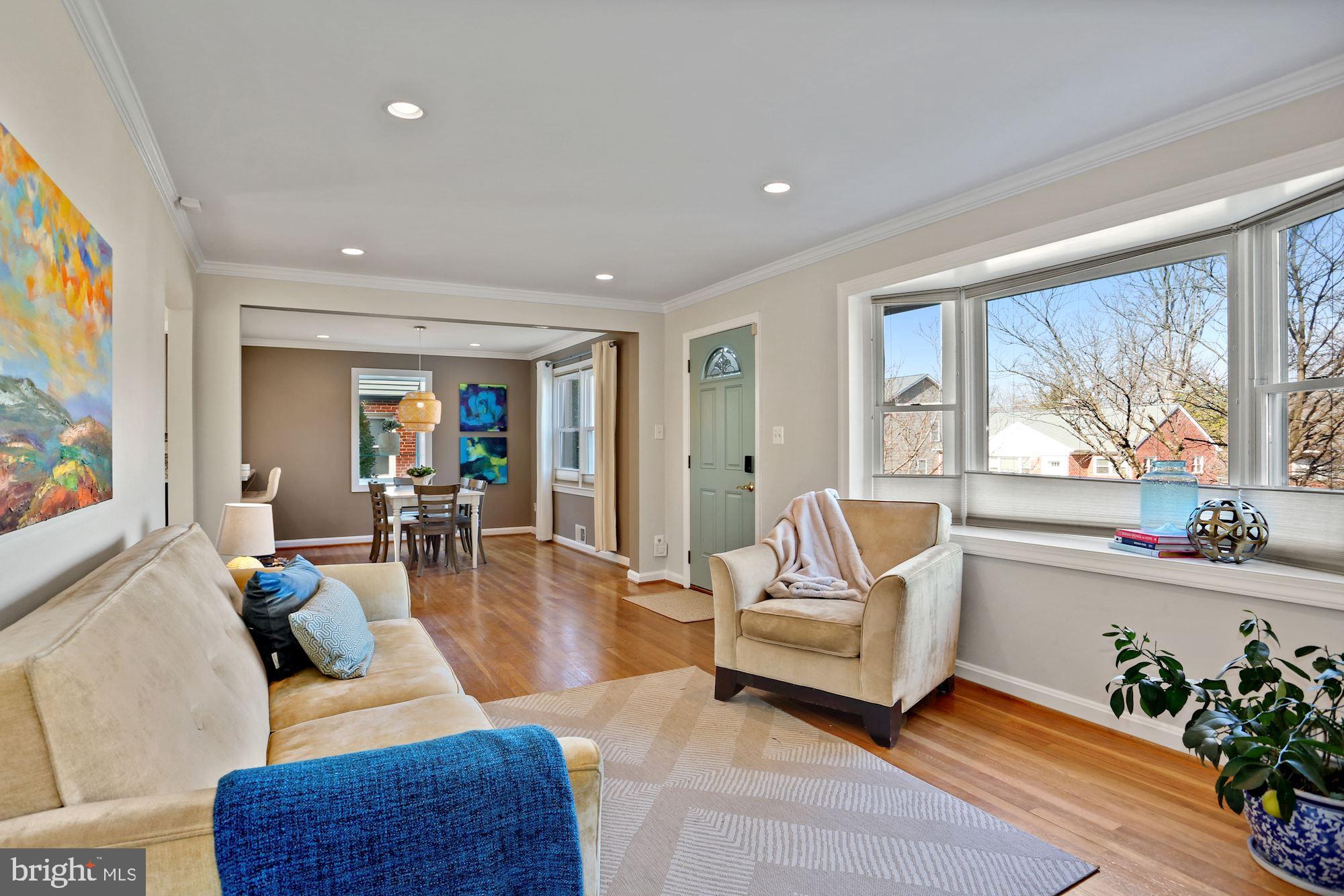 COUNTRY CLUB - Residential