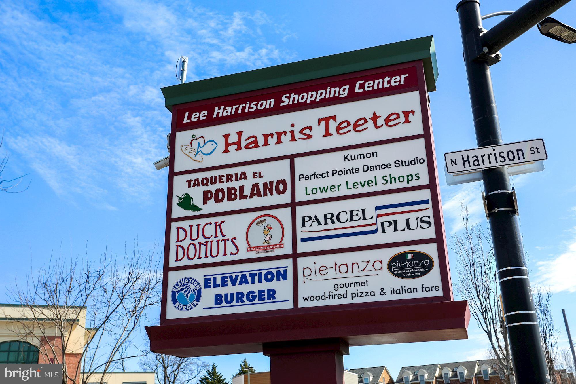 COUNTRY CLUB - Residential