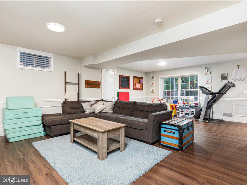 EMANCIPATION GROUNDS - Residential