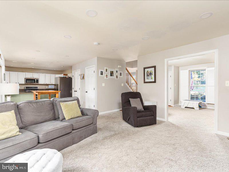 EMANCIPATION GROUNDS - Residential