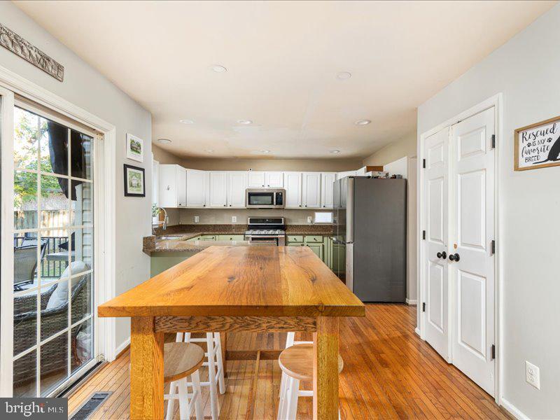 EMANCIPATION GROUNDS - Residential