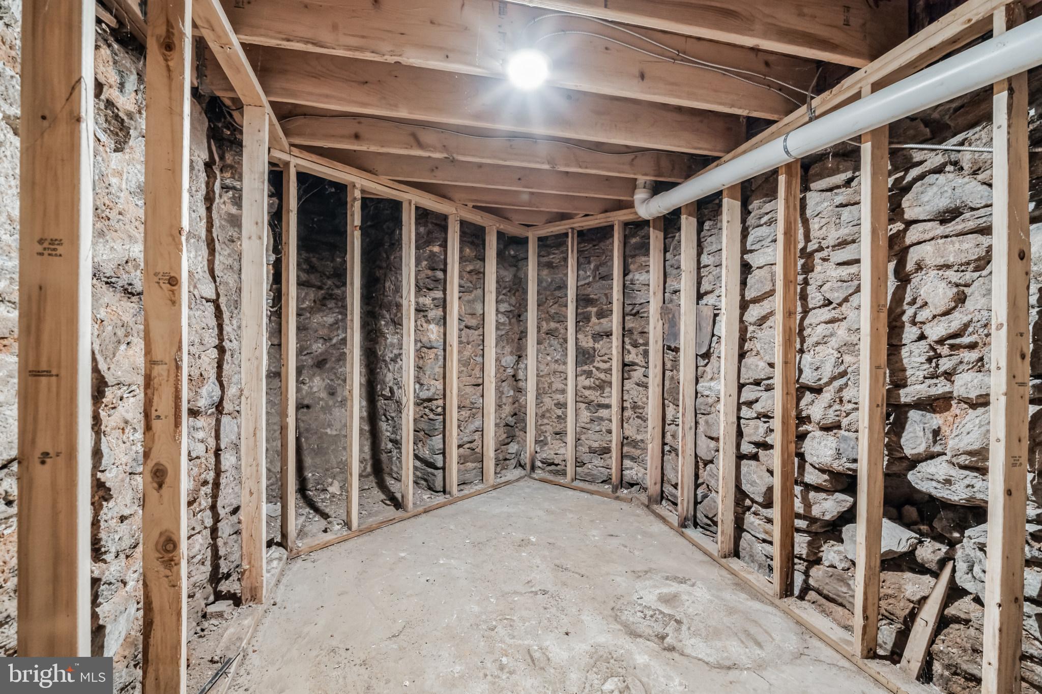 FRANCISVILLE - Commercial Sale