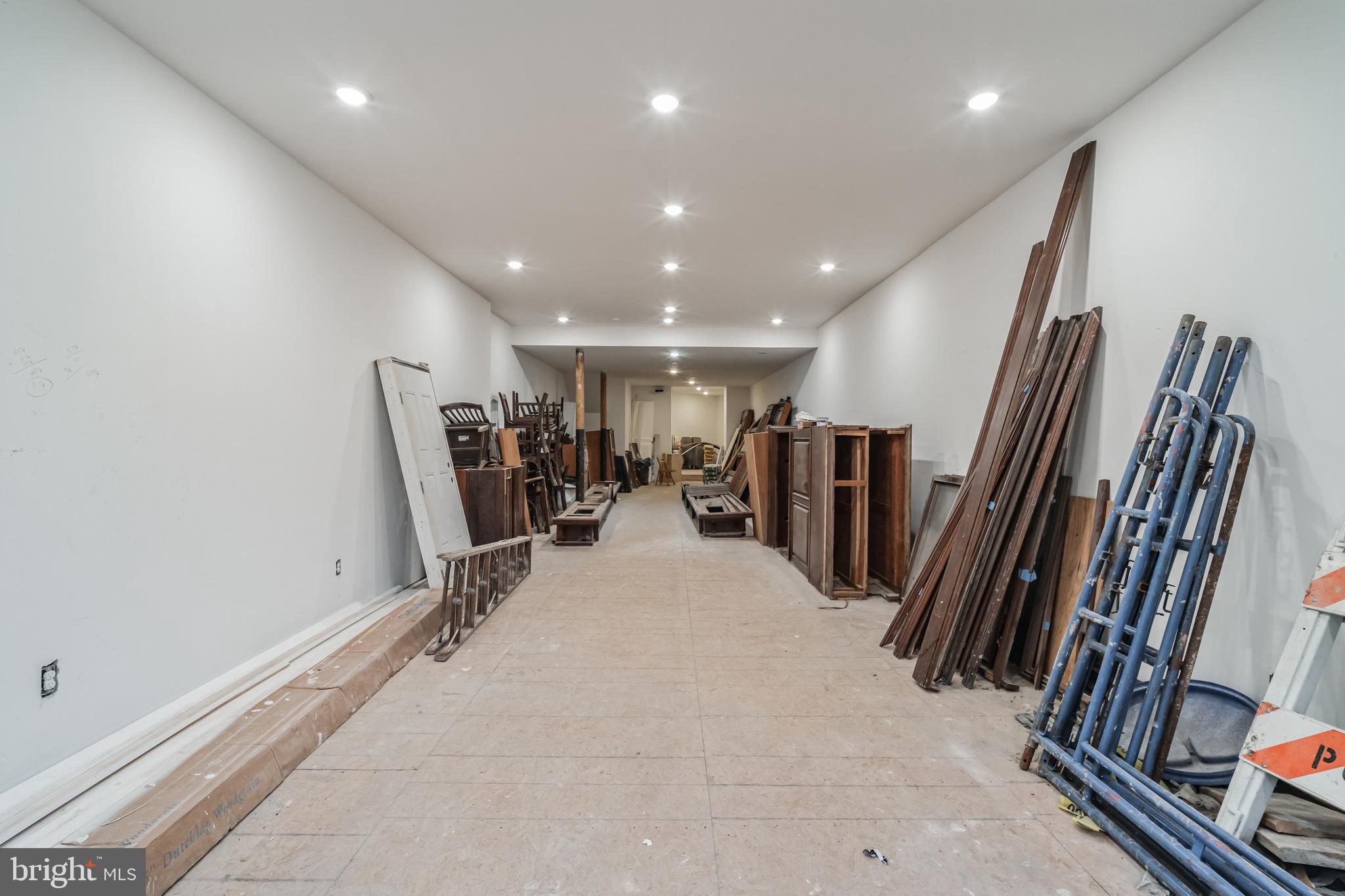 FRANCISVILLE - Commercial Sale