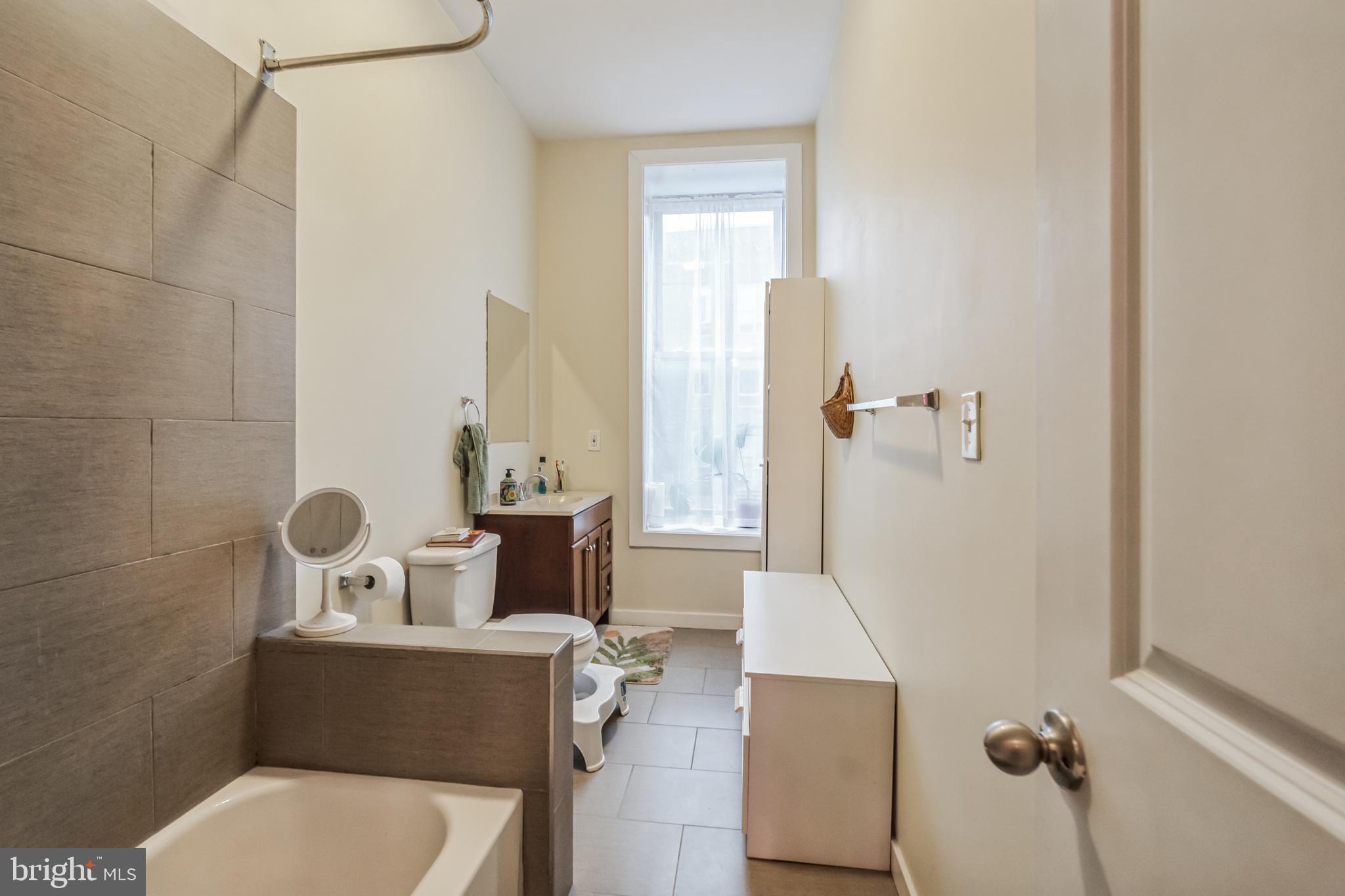 FRANCISVILLE - Commercial Sale