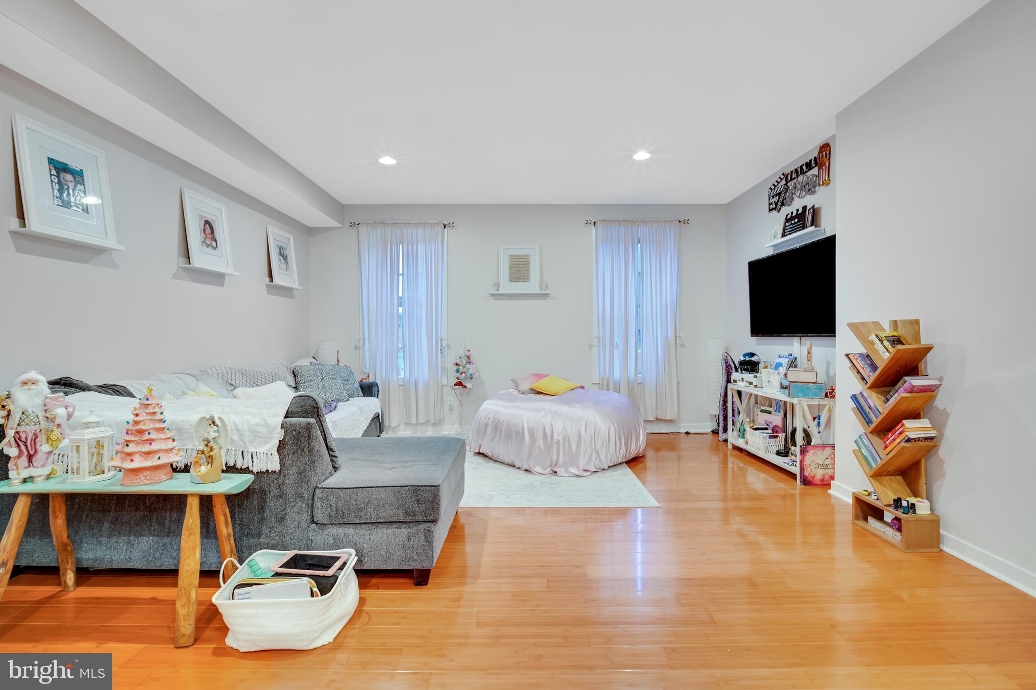 FRANCISVILLE - Commercial Sale