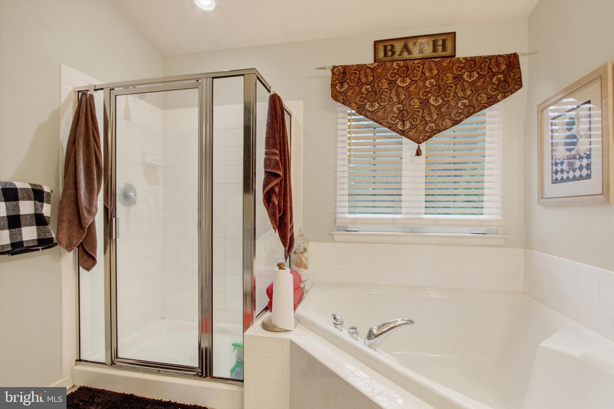 KINGSWOOD ESTATES - Residential