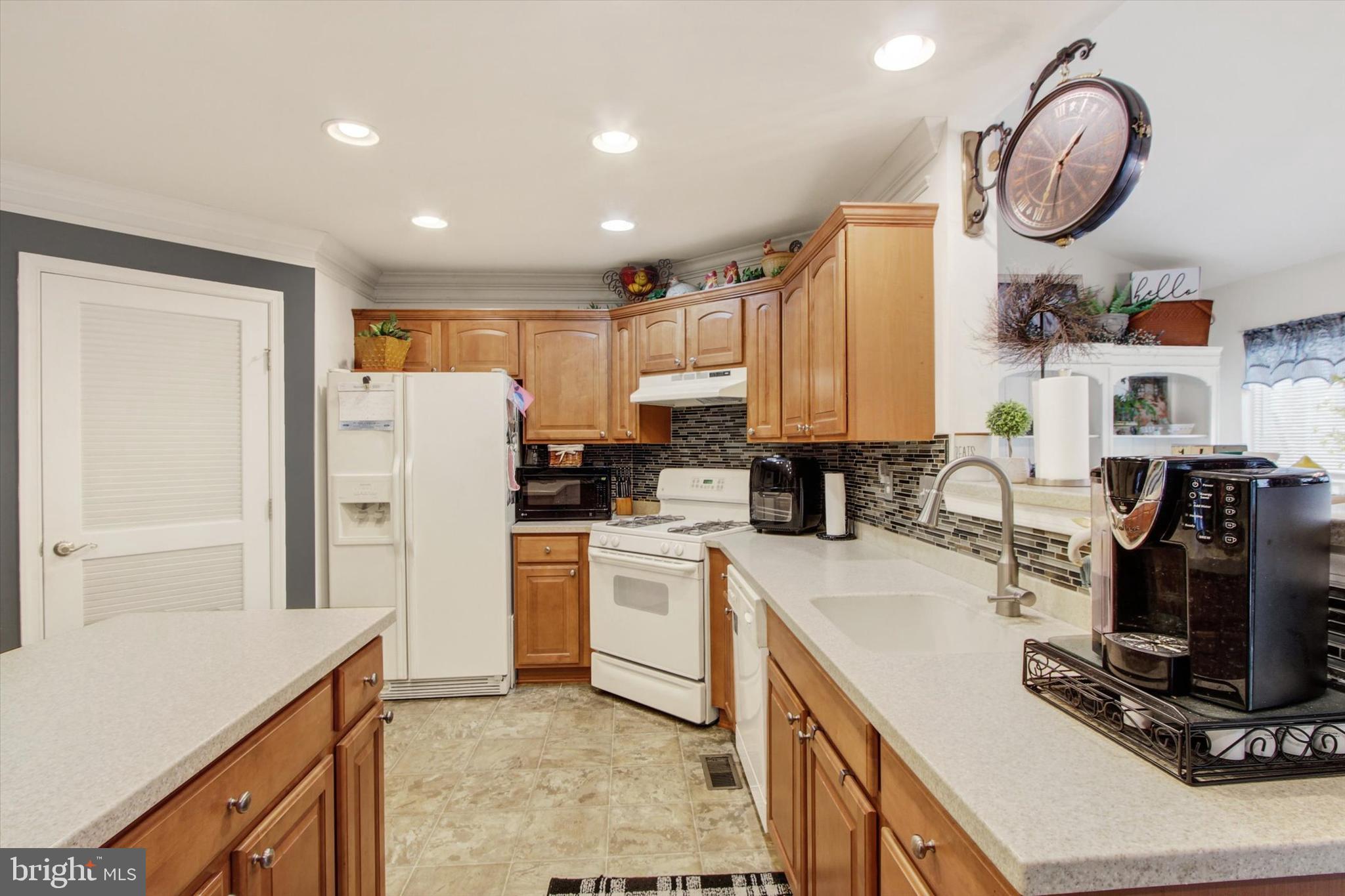 KINGSWOOD ESTATES - Residential