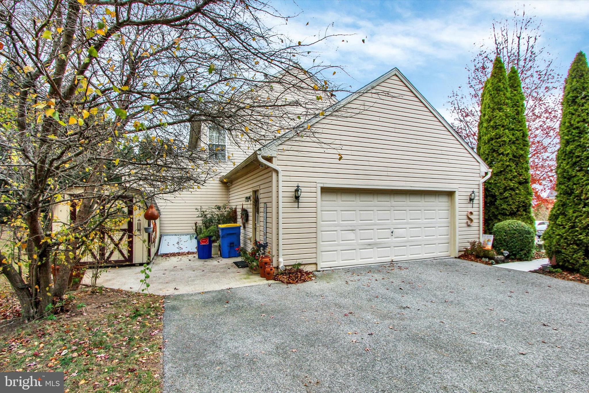 KINGSWOOD ESTATES - Residential