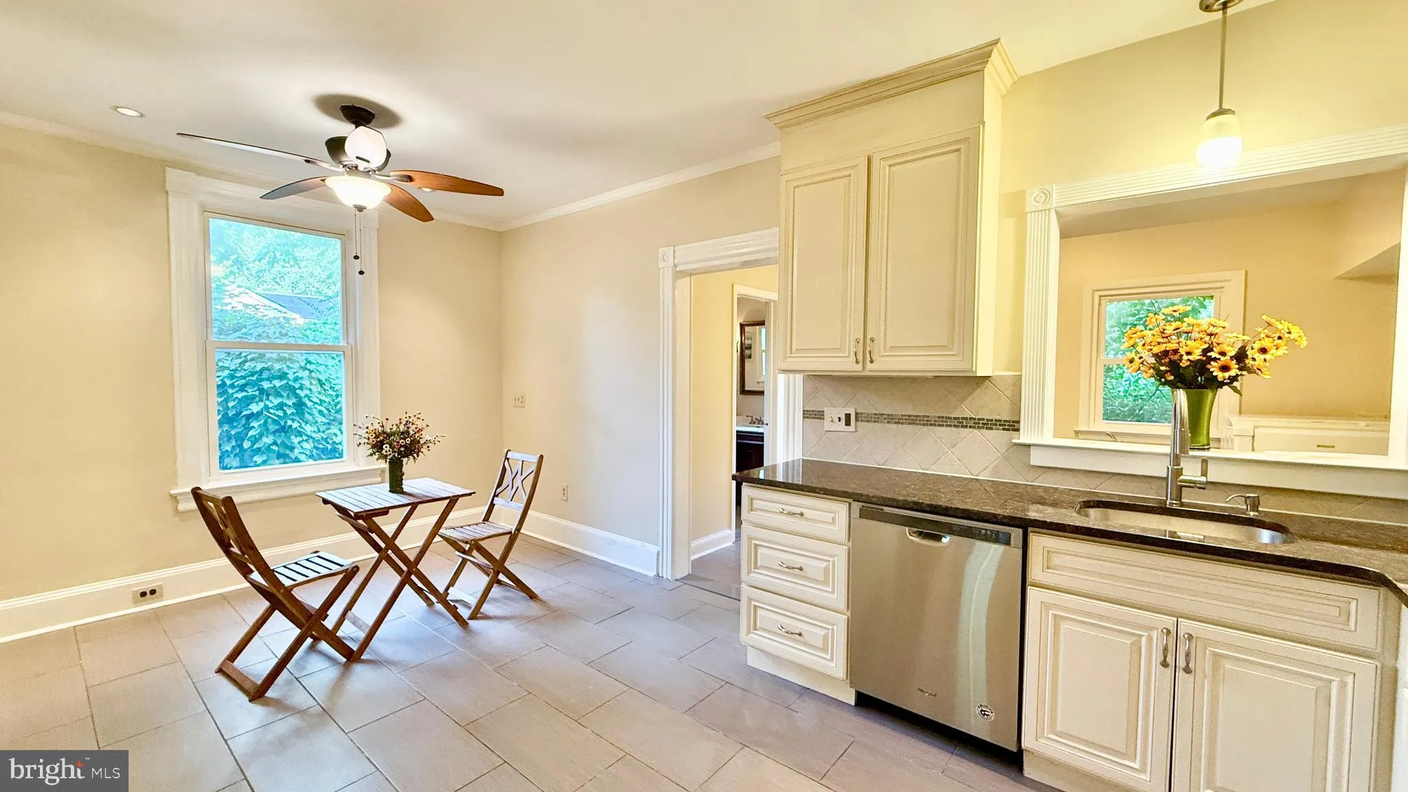 Princeton, New Jersey 08540, United States, 3 Bedrooms Bedrooms, ,2 BathroomsBathrooms,Residential,Active,212153