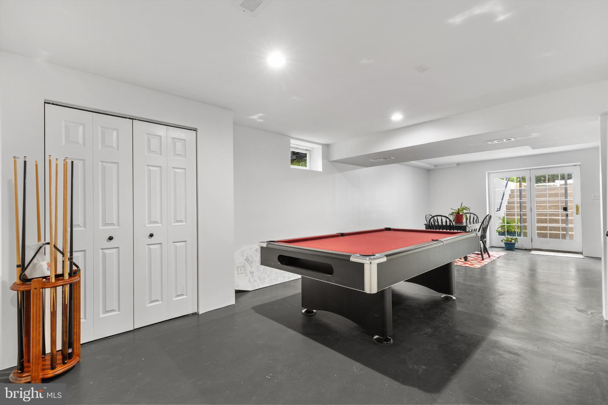 STEVENSON ESTATES - Residential