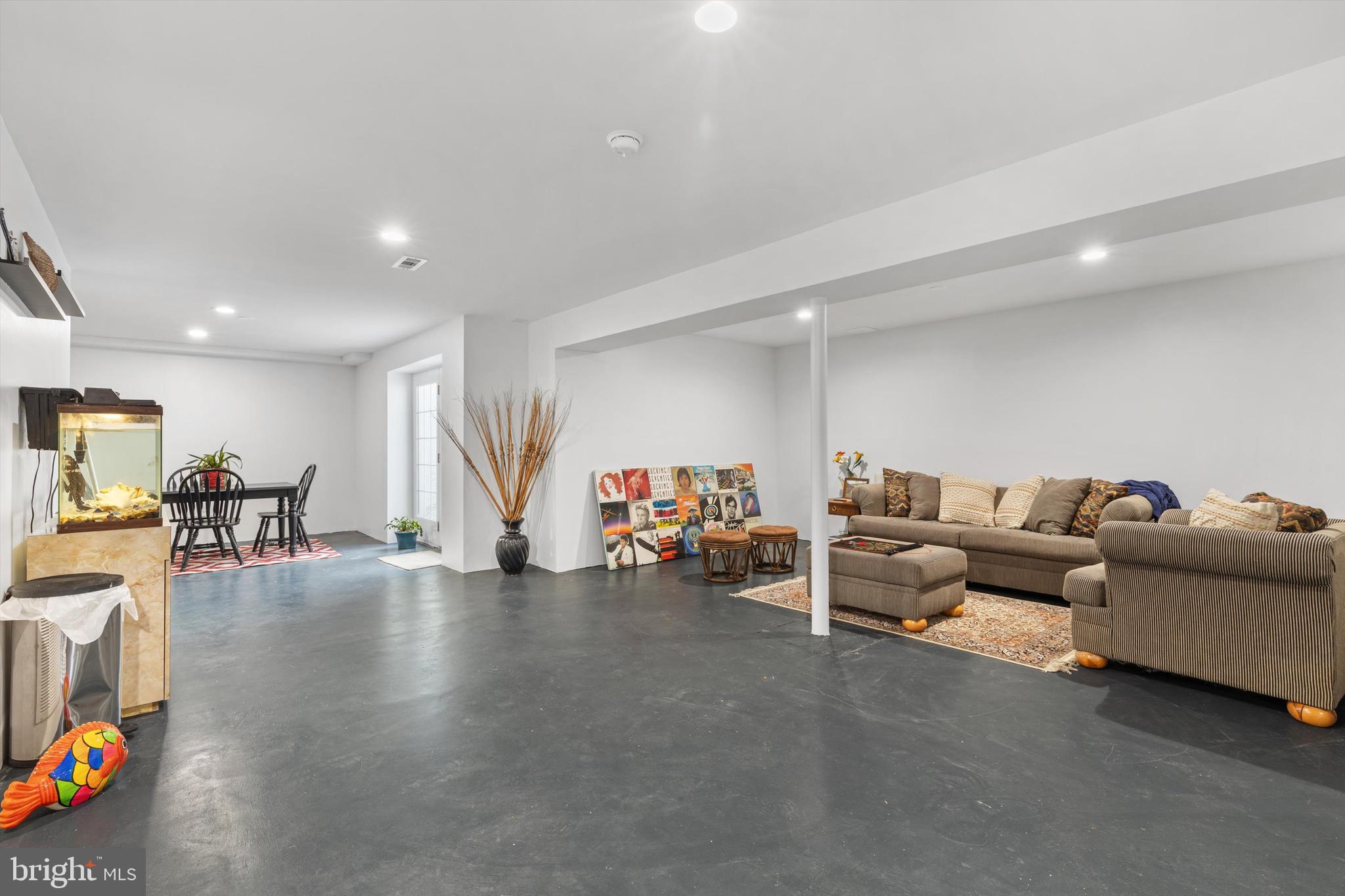 STEVENSON ESTATES - Residential