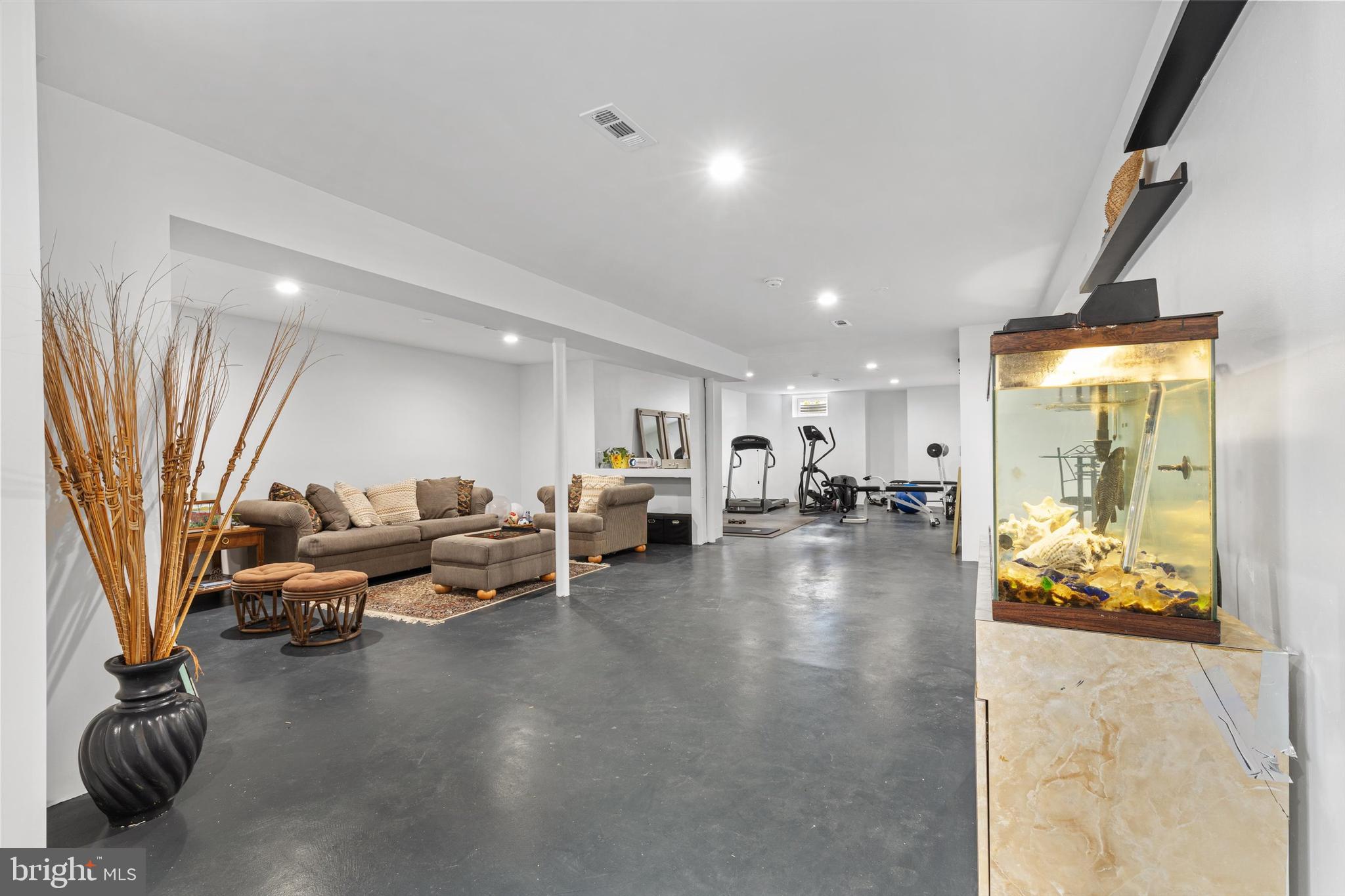 STEVENSON ESTATES - Residential