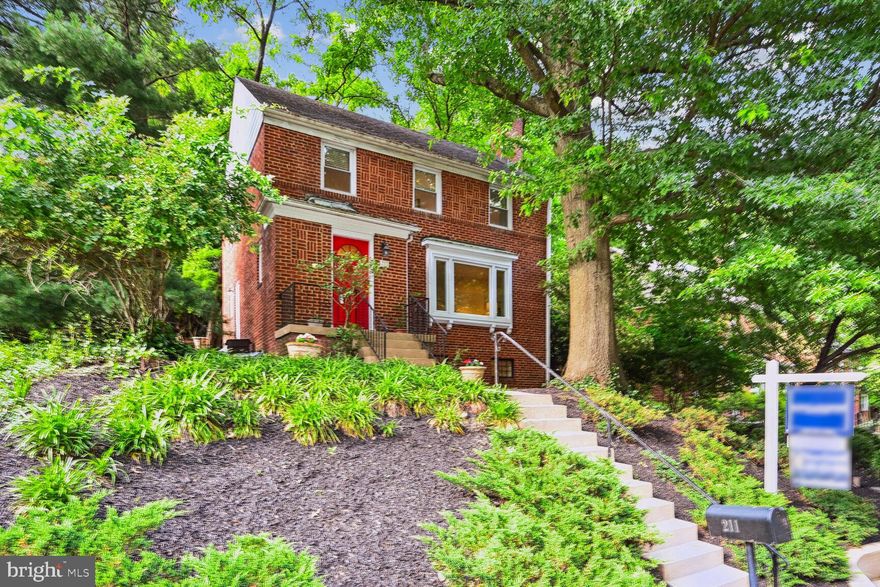 Enjoy living in your own "top of the town"!  Great views and private...Steps from Sligo  Creek "Dale DrivePark", Nolte Park and future Purple line!  Short distance to Silver Spring Metro!!
Bright and Sunny Colonial!  Freshly Painted, Professional Landscaping, 3 Bedrooms 2 and a half baths! Updated Kitchen, Glass front Cabinetry,  Gleaming Hardwood floors  on main and upper Levels! Updated 2nd  bath, Primary bedroom bath! Lower level recreation room, laundry  / workshop room and  WALK-OUT to SIDE YARD for easy access for all your patio furniture in the colder months.
Gas Heat and relined working fireplace! Enjoy nature from your patio off dining room!