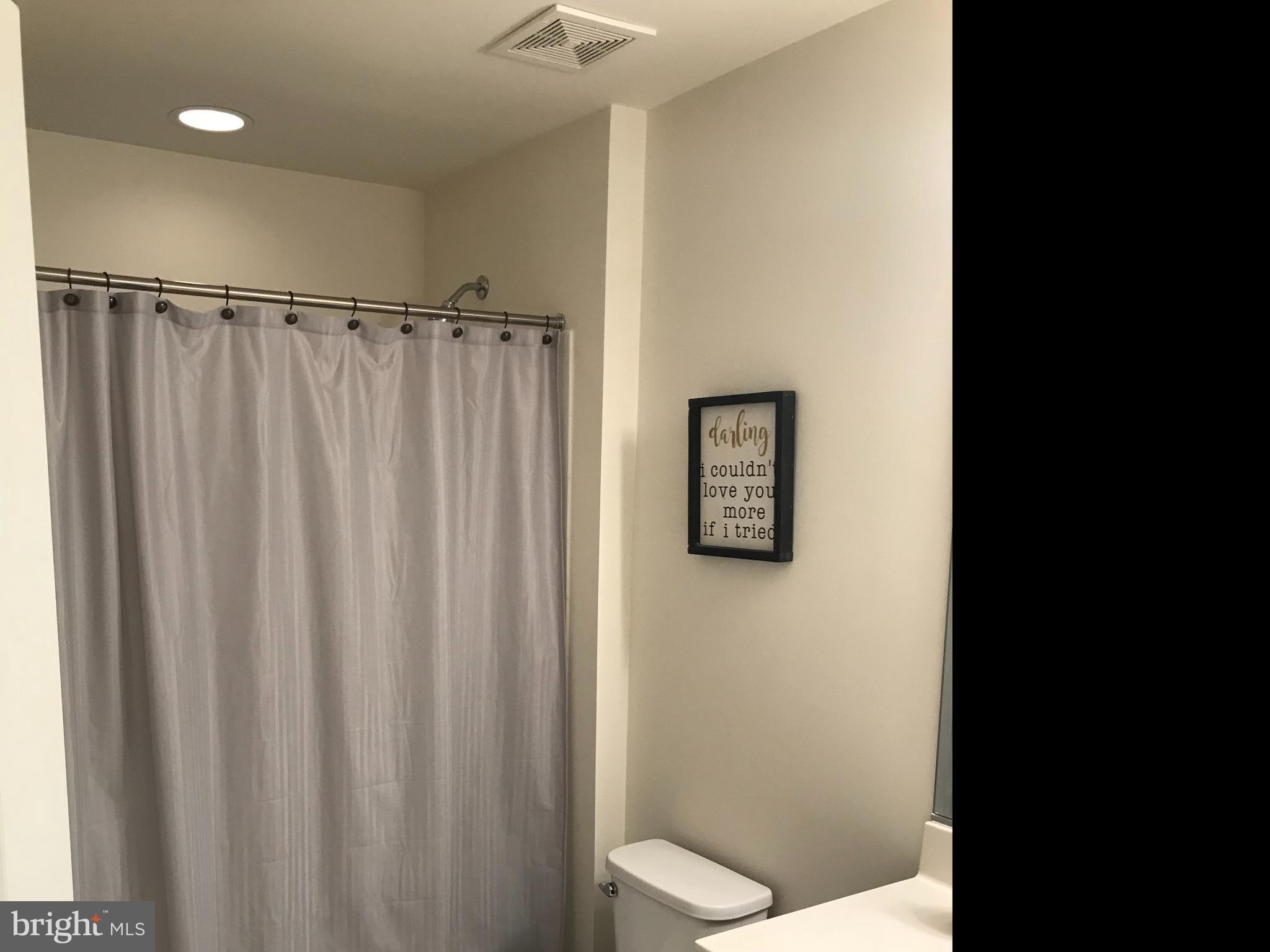 FIELDSTONE - Residential Lease