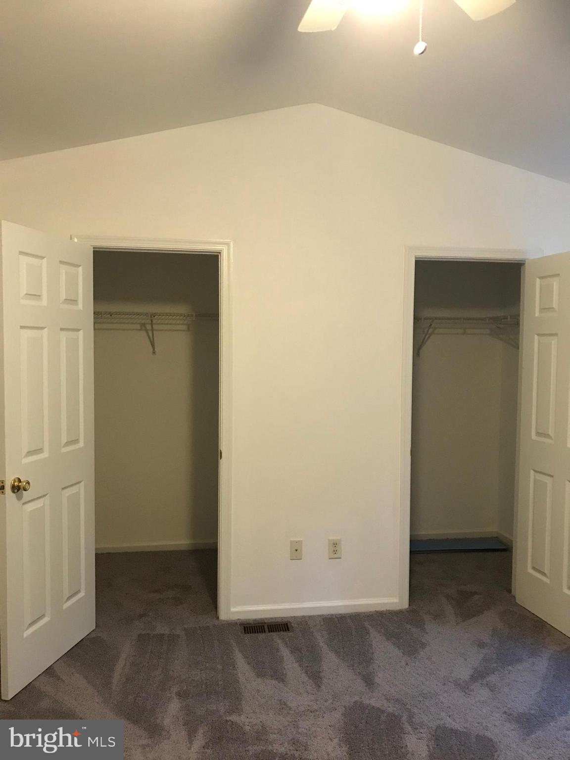 PERSIMMON CREEK - Residential