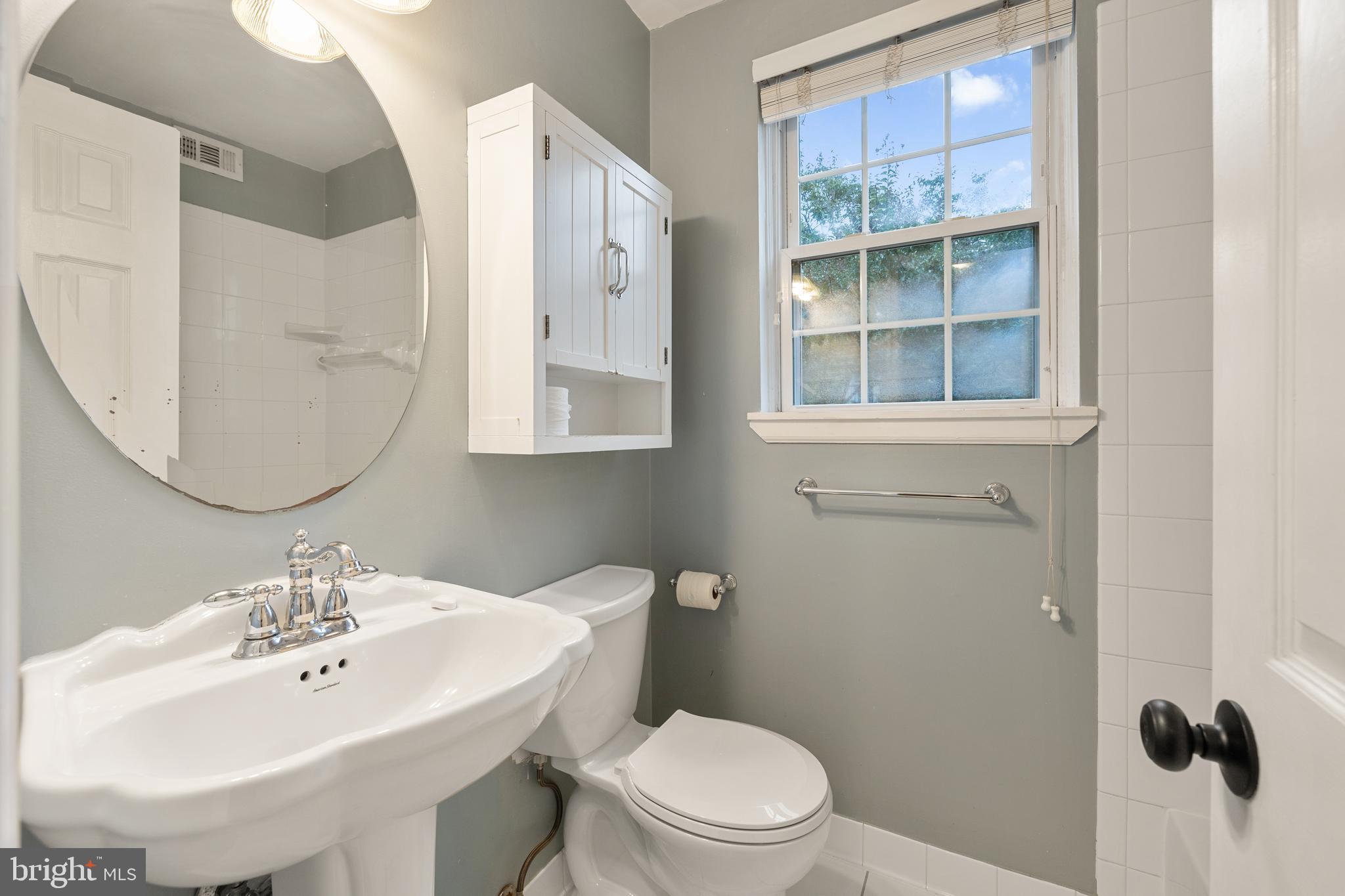 FAIRLINGTON VILLAGES - Residential Lease