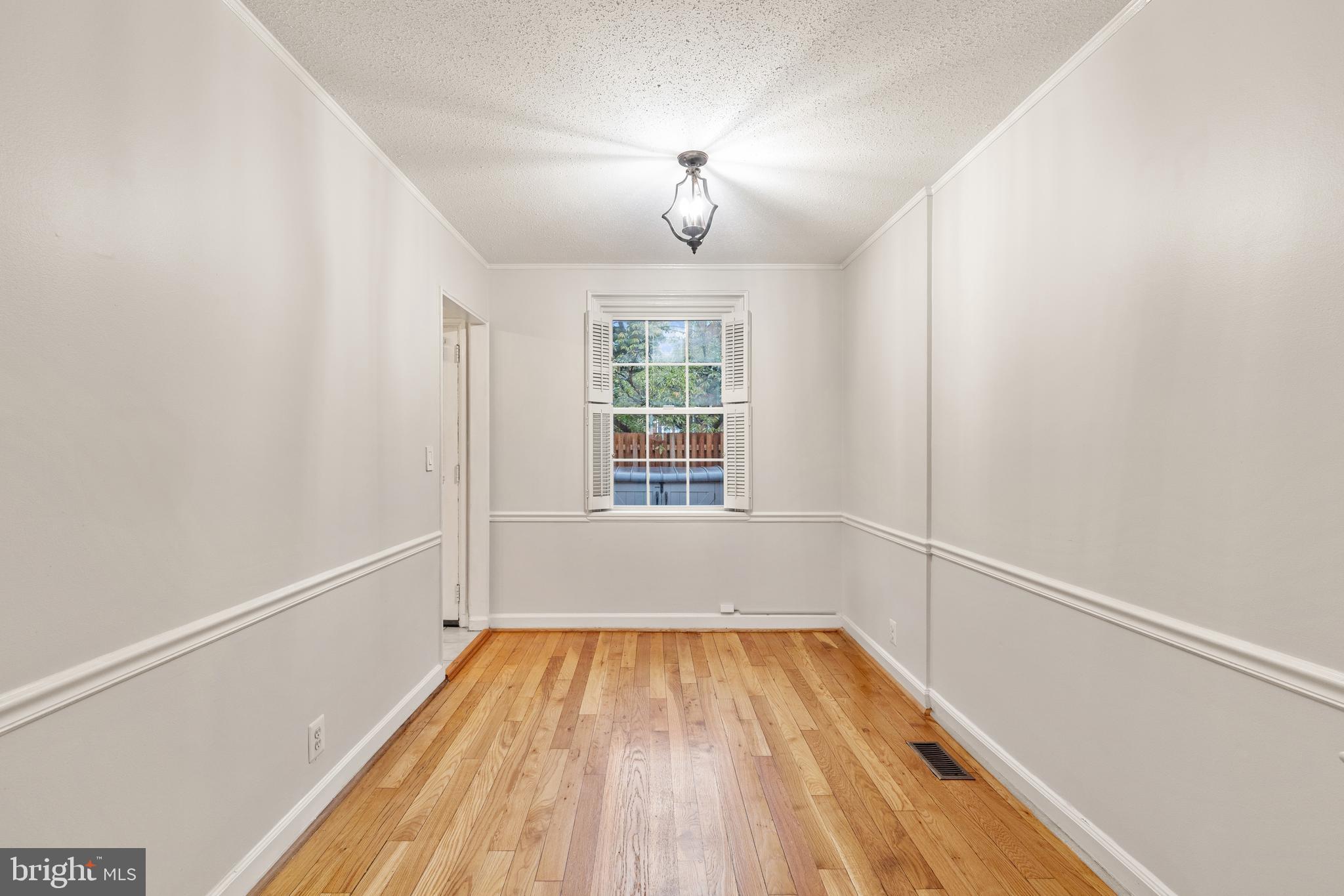 FAIRLINGTON VILLAGES - Residential Lease