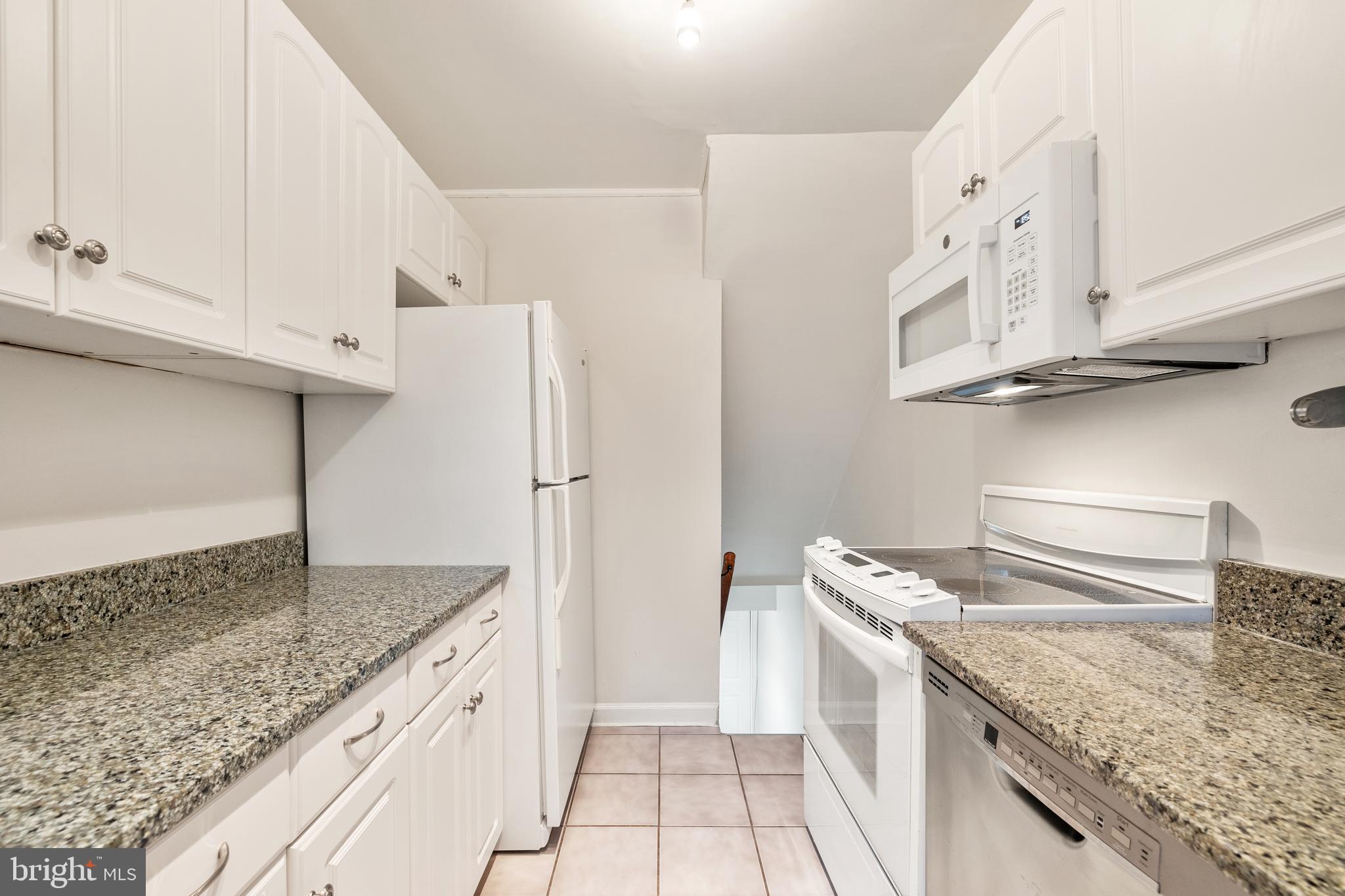 FAIRLINGTON VILLAGES - Residential Lease