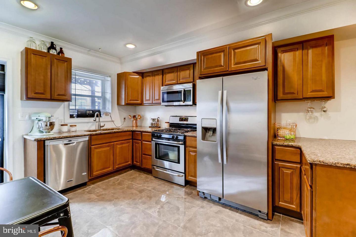 HIGHLANDTOWN - Residential