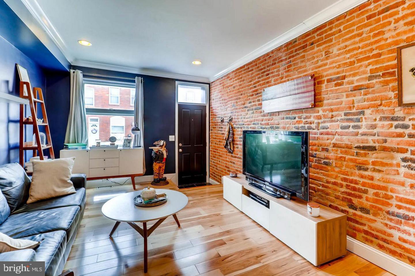 HIGHLANDTOWN - Residential