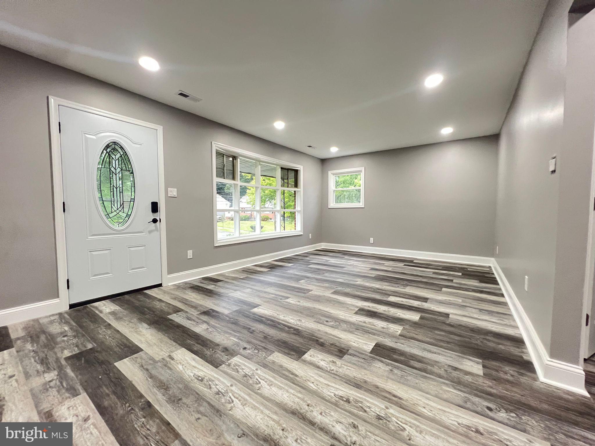 1400 BIRCHWOOD DRIVE