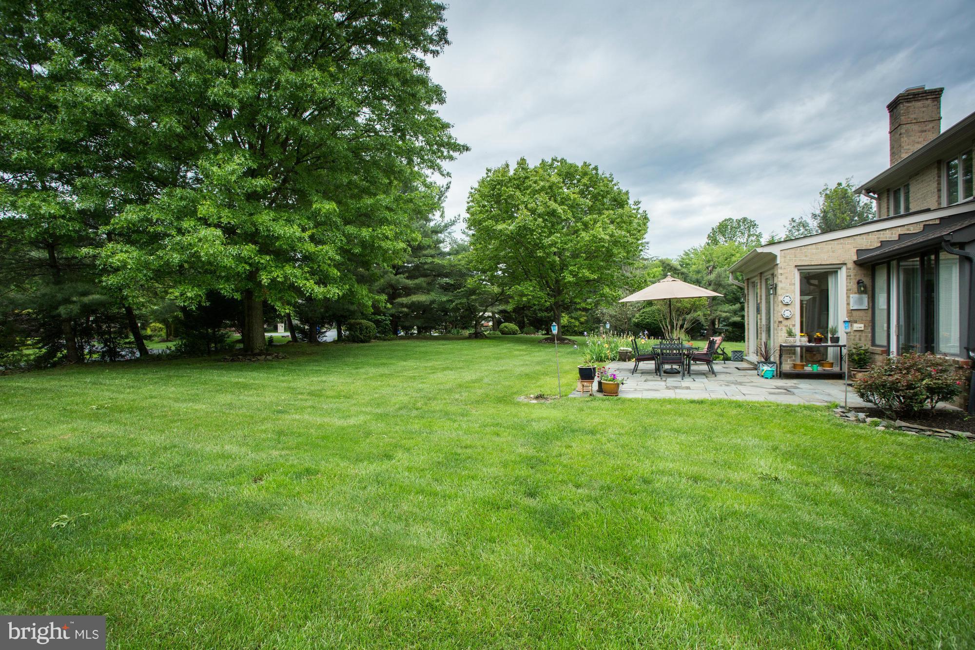 POTOMAC OUTSIDE - Residential