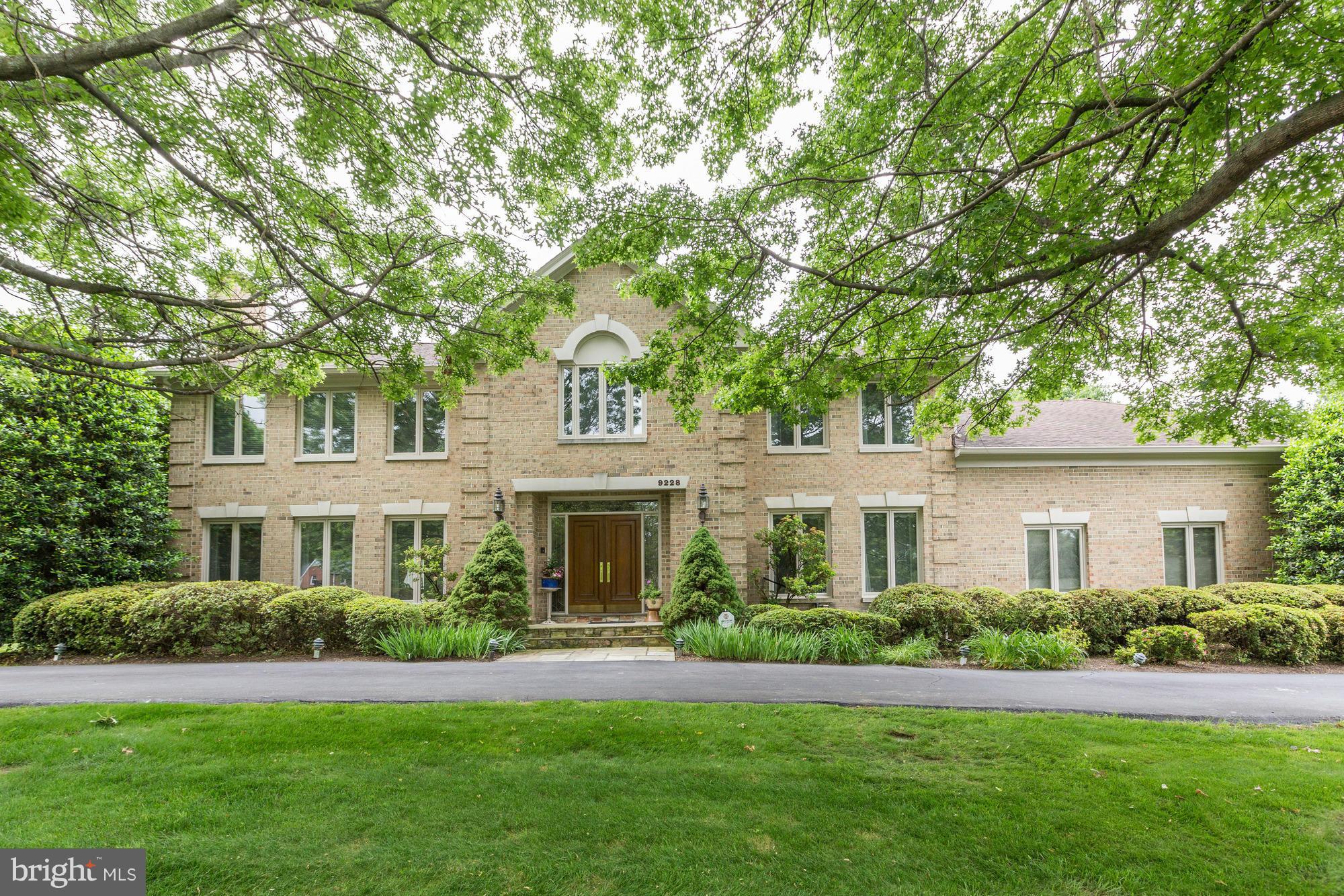 AMAZING PRICE for one of Potomac's most prestigious close-in neighborhoods!Spacious,elegant home, beautifully sited on approx.one acre flat lot w/ circular driveway+3 car garage.Close to Potomac VIllage.Sun-filled,large rooms,banquet sized Din./Liv. Rooms, Home Office w/built-ins.5 BR/4BA upstairs,Large Kitchen w/adjacent Fam.Room w/doors to fabulous yard. Beautif.fin.lower level..A fantastic buy!