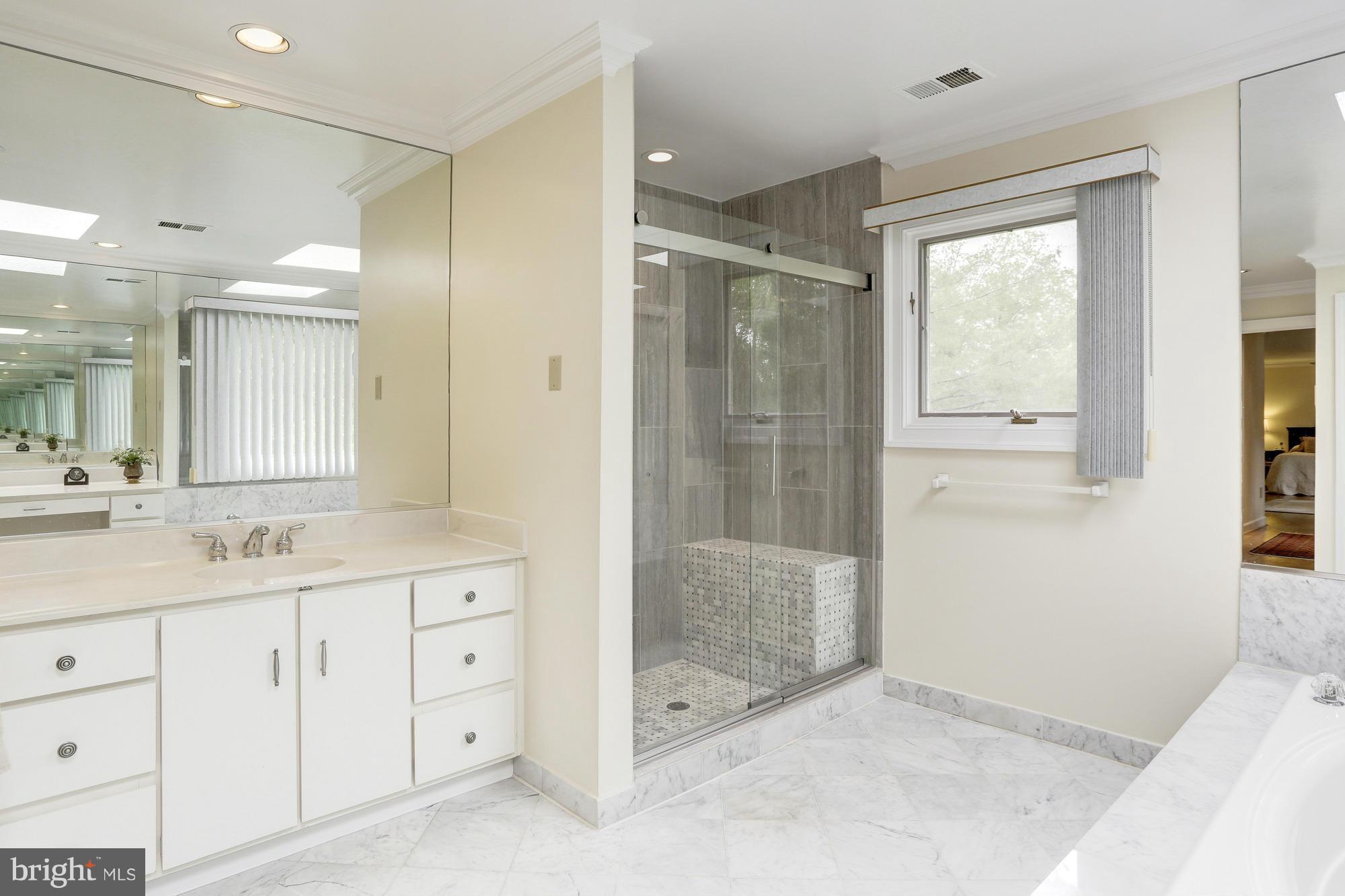 POTOMAC OUTSIDE - Residential