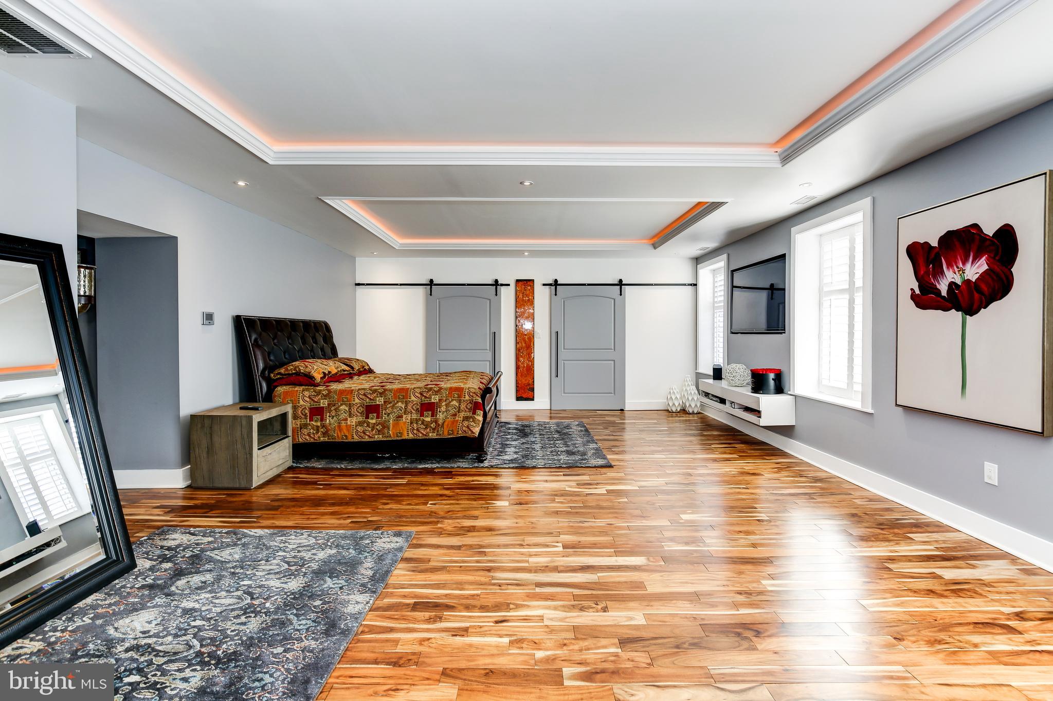 VALLEY GATE - Residential