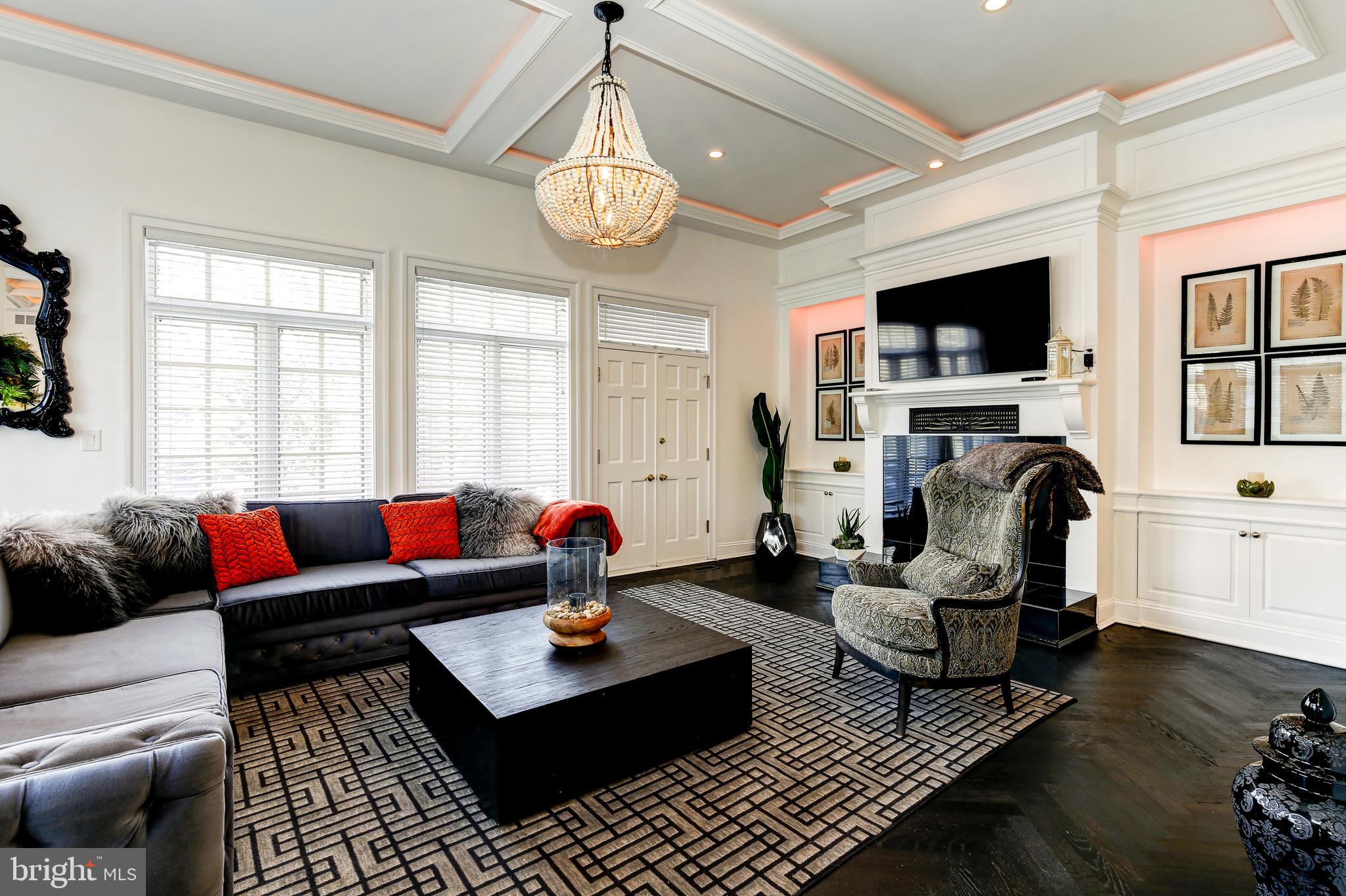 VALLEY GATE - Residential